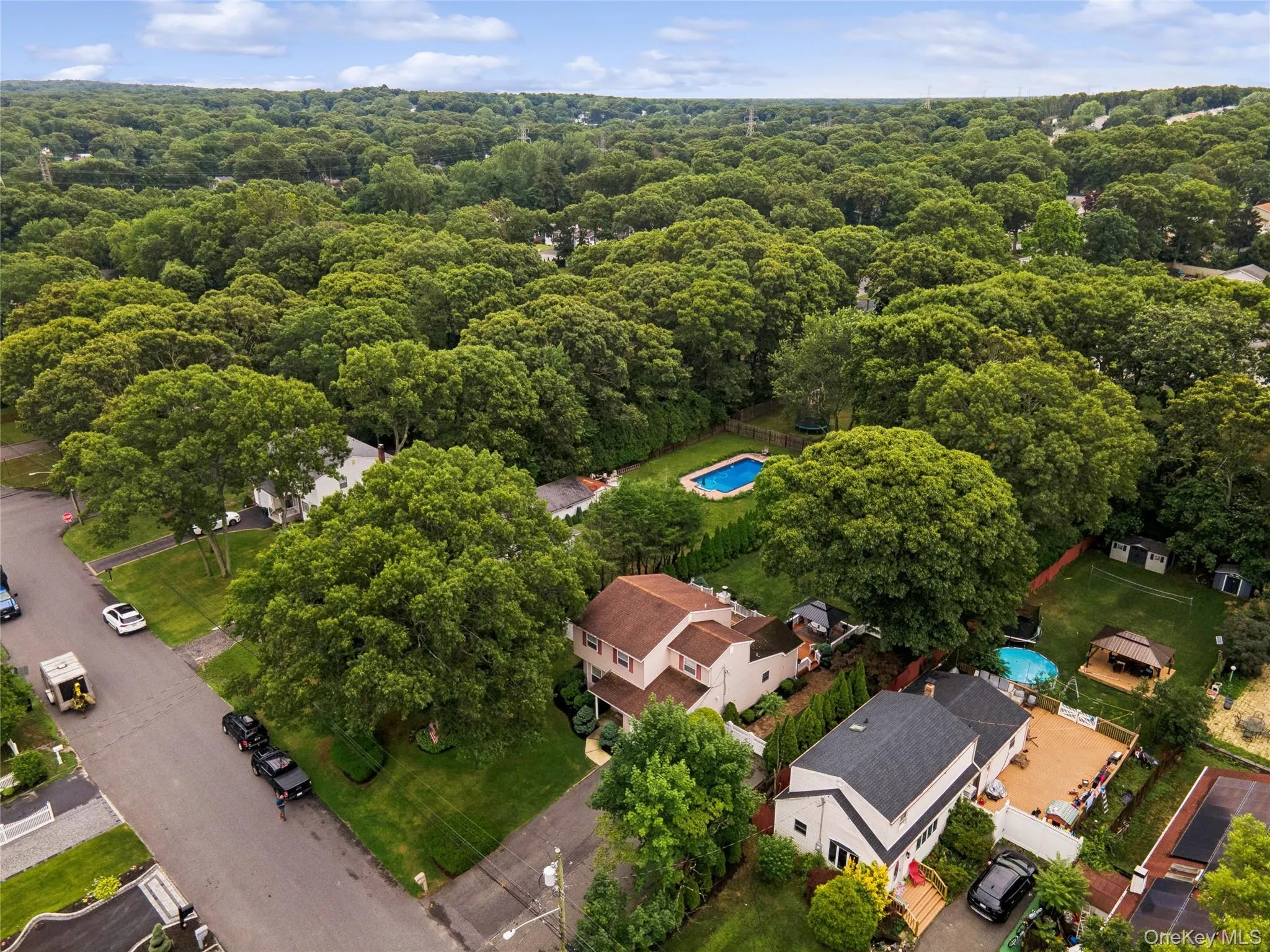 36 Champlin Street, Brookhaven, NY, 5 Bedrooms Bedrooms, 10 Rooms Rooms,2 BathroomsBathrooms,Residential,For Rent,Champlin,0,1023306 36 Champlin Street, Brookhaven, NY, 5 Bedrooms Bedrooms, 10 Rooms Rooms,2 BathroomsBathrooms,Residential,For Rent,Champlin,0,1023306