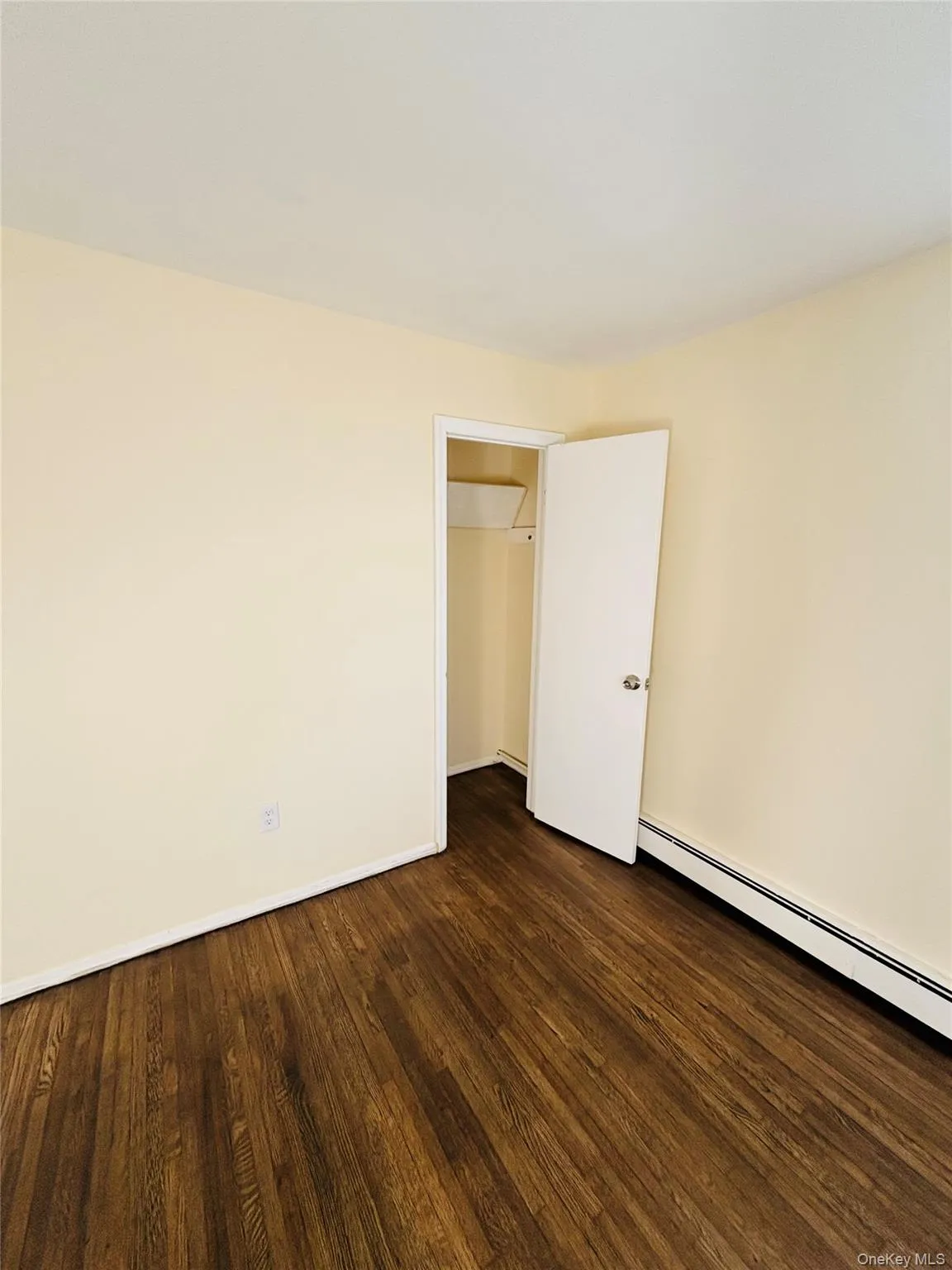 537 Lakeway Drive, West Babylon, NY, 3 Bedrooms Bedrooms, 7 Rooms Rooms,1 BathroomBathrooms,Residential,For Rent,Lakeway,0,1023307 537 Lakeway Drive, West Babylon, NY, 3 Bedrooms Bedrooms, 7 Rooms Rooms,1 BathroomBathrooms,Residential,For Rent,Lakeway,0,1023307
