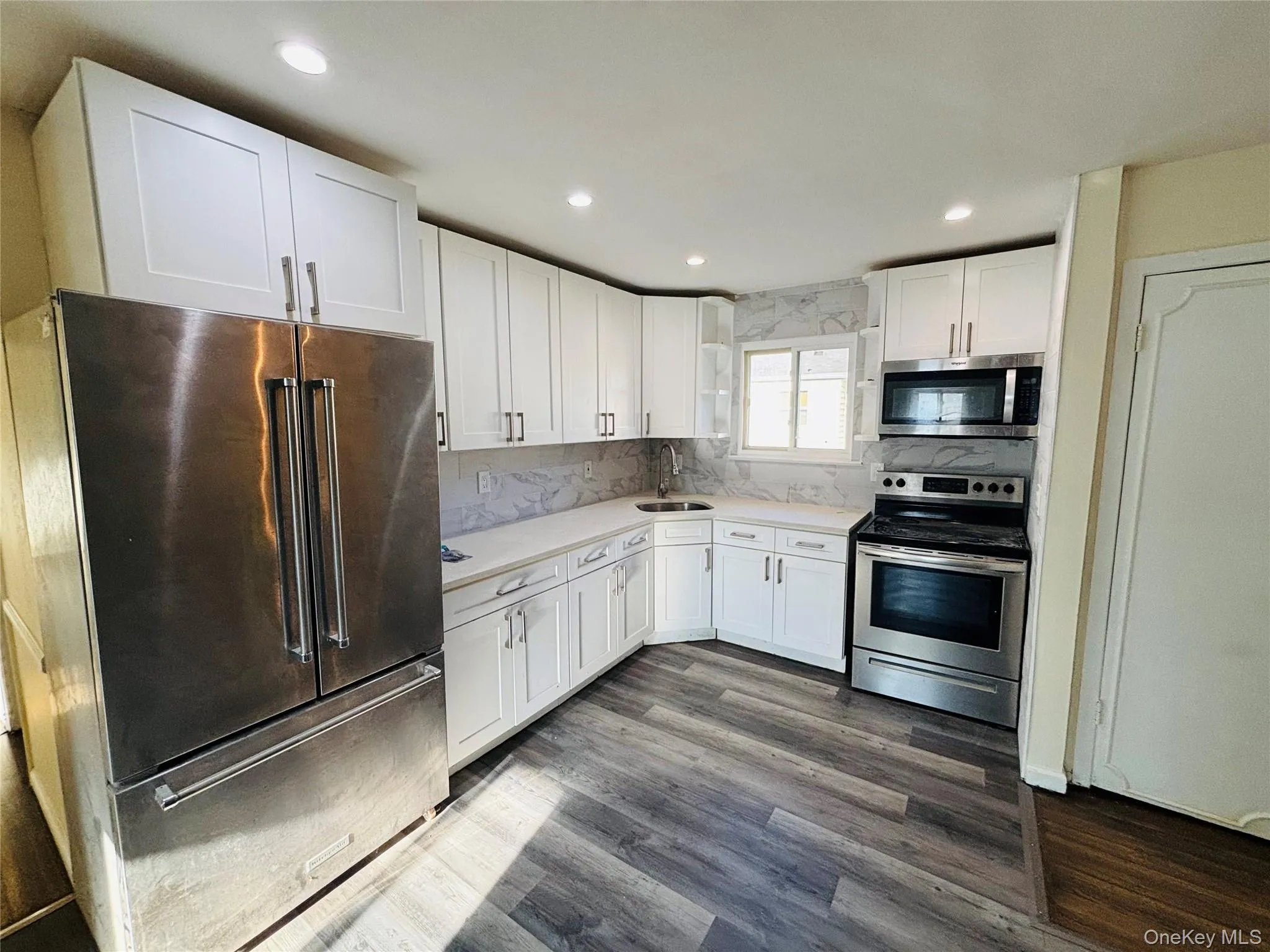 537 Lakeway Drive, West Babylon, NY, 3 Bedrooms Bedrooms, 7 Rooms Rooms,1 BathroomBathrooms,Residential,For Rent,Lakeway,0,1023307 537 Lakeway Drive, West Babylon, NY, 3 Bedrooms Bedrooms, 7 Rooms Rooms,1 BathroomBathrooms,Residential,For Rent,Lakeway,0,1023307