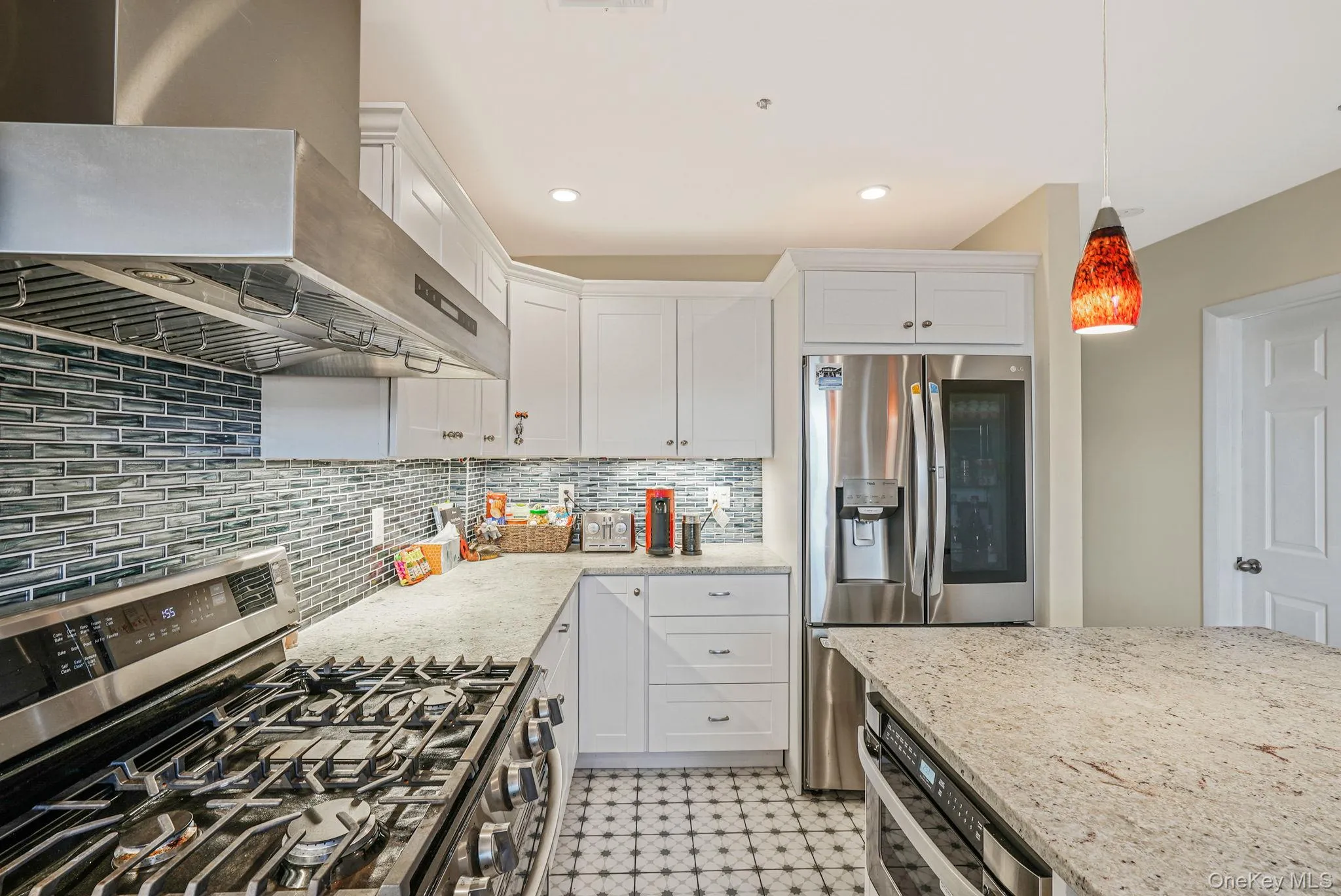 375 Beach 92nd Street, New York, NY, 2 Bedrooms Bedrooms, 4 Rooms Rooms,2 BathroomsBathrooms,Residential Lease,For Rent,Beach 92nd,0,1023310 375 Beach 92nd Street, New York, NY, 2 Bedrooms Bedrooms, 4 Rooms Rooms,2 BathroomsBathrooms,Residential Lease,For Rent,Beach 92nd,0,1023310