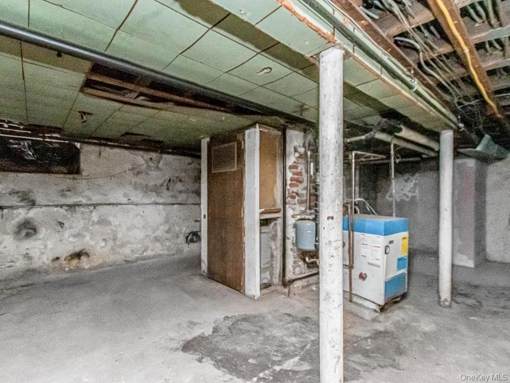 20 Saint Josephs Avenue, Yonkers, NY, 4 Bedrooms Bedrooms, 8 Rooms Rooms,2 BathroomsBathrooms,Residential,For Rent,Saint Josephs,0,1023314 20 Saint Josephs Avenue, Yonkers, NY, 4 Bedrooms Bedrooms, 8 Rooms Rooms,2 BathroomsBathrooms,Residential,For Rent,Saint Josephs,0,1023314