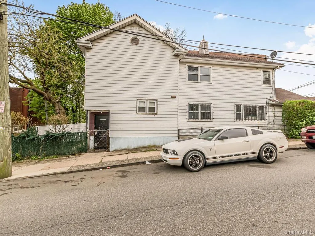 20 Saint Josephs Avenue, Yonkers, NY, 4 Bedrooms Bedrooms, 8 Rooms Rooms,2 BathroomsBathrooms,Residential,For Rent,Saint Josephs,0,1023314 20 Saint Josephs Avenue, Yonkers, NY, 4 Bedrooms Bedrooms, 8 Rooms Rooms,2 BathroomsBathrooms,Residential,For Rent,Saint Josephs,0,1023314