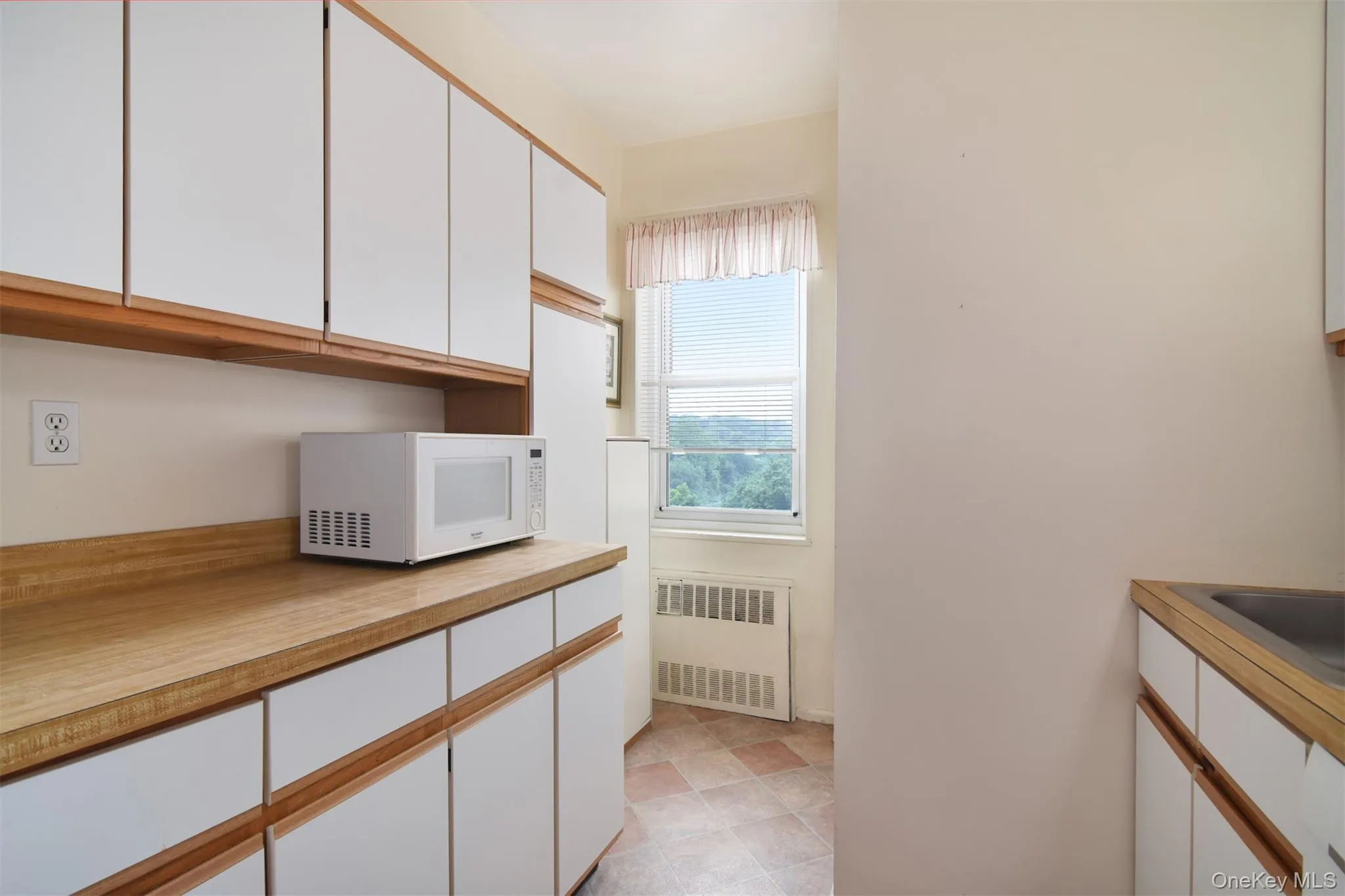 900 Palmer Road, Yonkers, NY, 2 Bedrooms Bedrooms, 5 Rooms Rooms,1 BathroomBathrooms,Residential,For Rent,Palmer,0,1023316 900 Palmer Road, Yonkers, NY, 2 Bedrooms Bedrooms, 5 Rooms Rooms,1 BathroomBathrooms,Residential,For Rent,Palmer,0,1023316