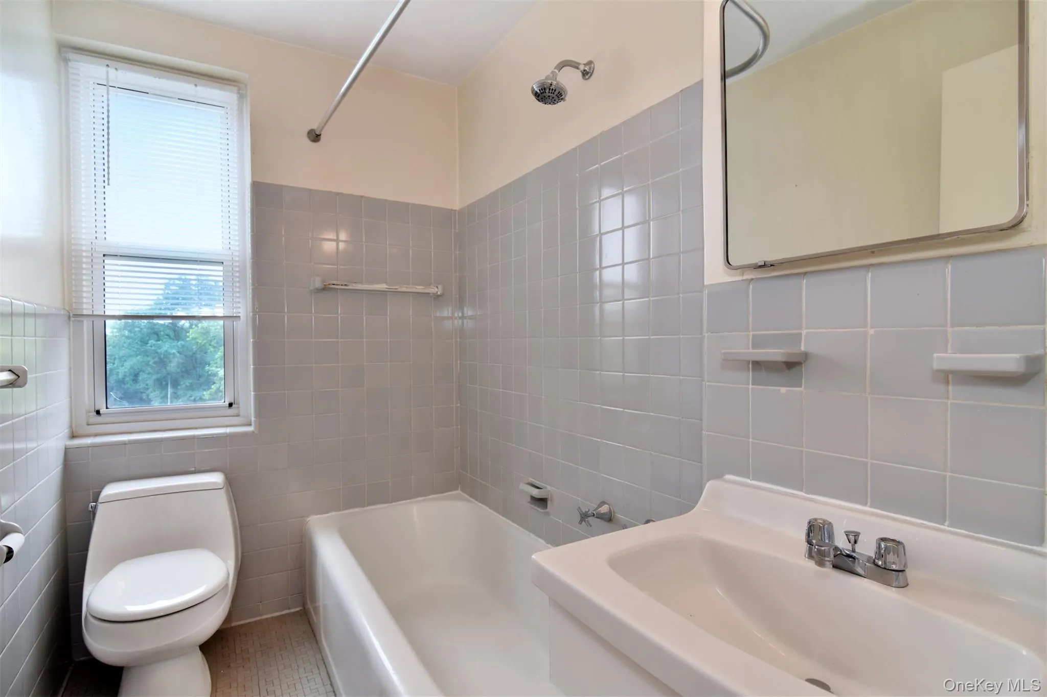 900 Palmer Road, Yonkers, NY, 2 Bedrooms Bedrooms, 5 Rooms Rooms,1 BathroomBathrooms,Residential,For Rent,Palmer,0,1023316 900 Palmer Road, Yonkers, NY, 2 Bedrooms Bedrooms, 5 Rooms Rooms,1 BathroomBathrooms,Residential,For Rent,Palmer,0,1023316