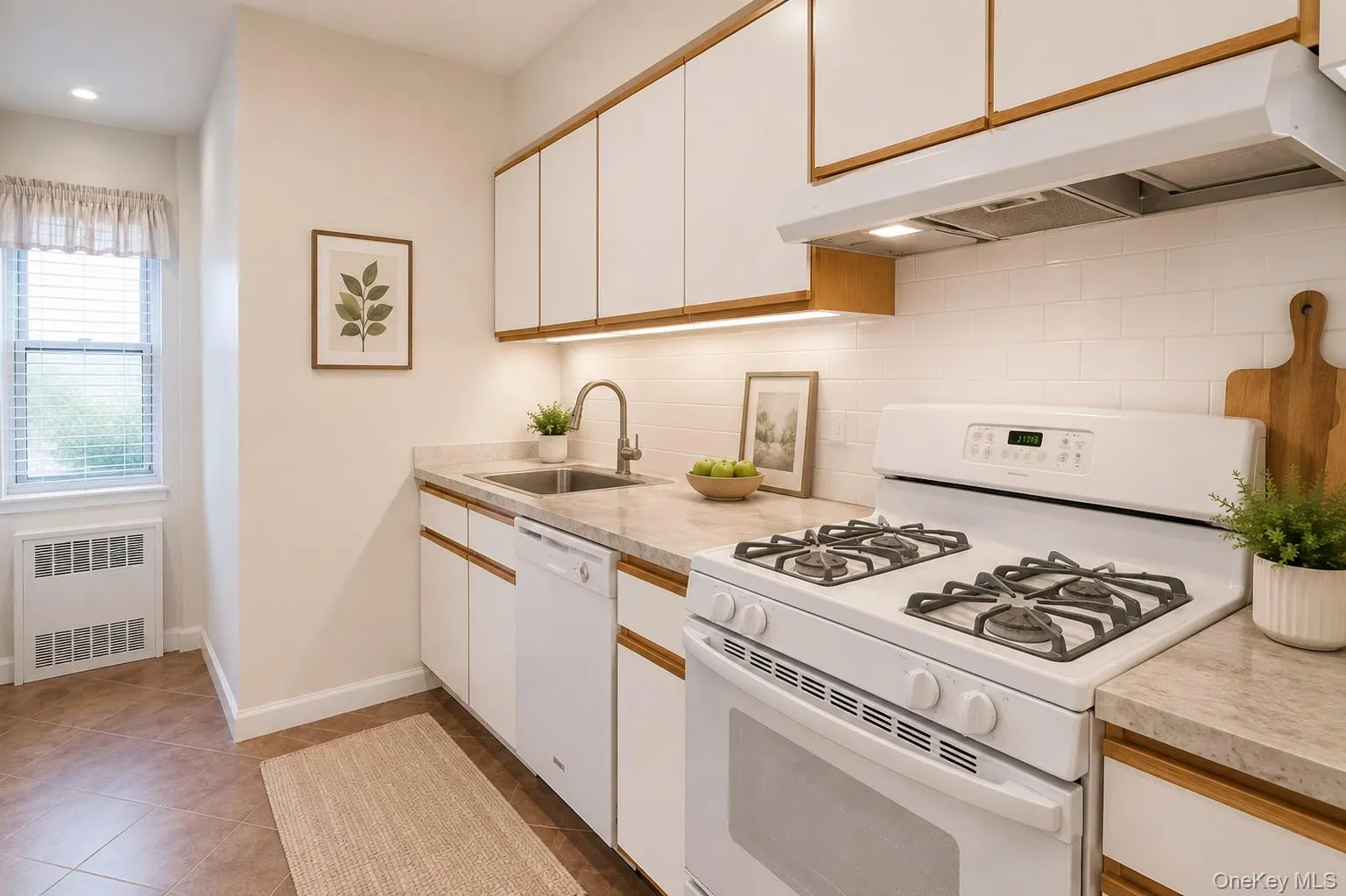 900 Palmer Road, Yonkers, NY, 2 Bedrooms Bedrooms, 5 Rooms Rooms,1 BathroomBathrooms,Residential,For Rent,Palmer,0,1023316 900 Palmer Road, Yonkers, NY, 2 Bedrooms Bedrooms, 5 Rooms Rooms,1 BathroomBathrooms,Residential,For Rent,Palmer,0,1023316