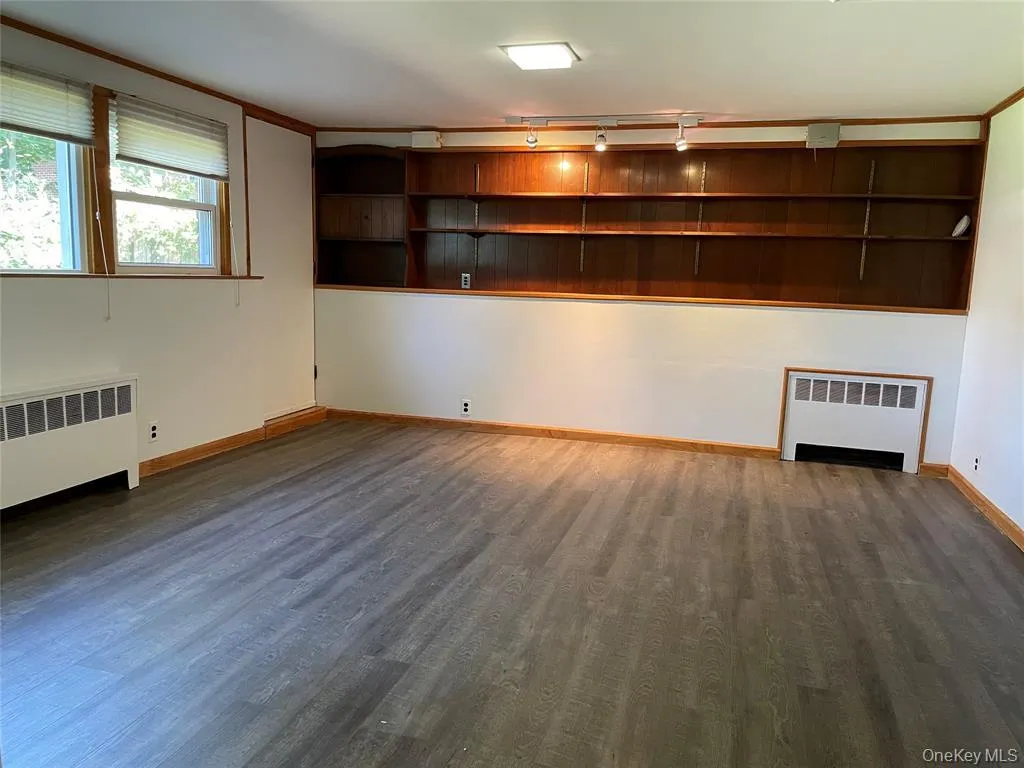 2 Stuart Drive, Oyster Bay, NY, 3 Bedrooms Bedrooms, 7 Rooms Rooms,3 BathroomsBathrooms,Residential Lease,For Rent,Stuart,0,1023319 2 Stuart Drive, Oyster Bay, NY, 3 Bedrooms Bedrooms, 7 Rooms Rooms,3 BathroomsBathrooms,Residential Lease,For Rent,Stuart,0,1023319