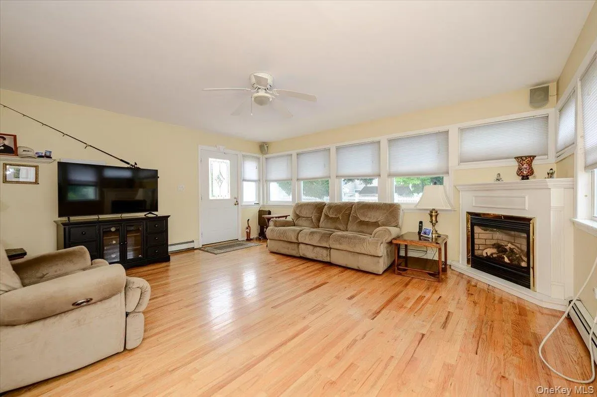 Gorgeous open den with gas fireplace Gorgeous open den with gas fireplace