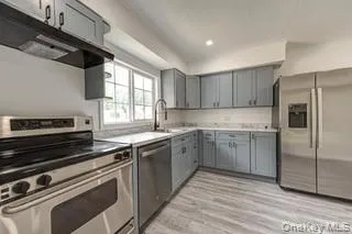 7 Candido Avenue, Brookhaven, NY, 3 Bedrooms Bedrooms, 5 Rooms Rooms,1 BathroomBathrooms,Residential,For Rent,Candido,0,1023324 7 Candido Avenue, Brookhaven, NY, 3 Bedrooms Bedrooms, 5 Rooms Rooms,1 BathroomBathrooms,Residential,For Rent,Candido,0,1023324