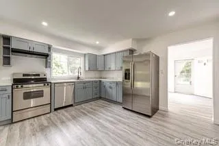 7 Candido Avenue, Brookhaven, NY, 3 Bedrooms Bedrooms, 5 Rooms Rooms,1 BathroomBathrooms,Residential,For Rent,Candido,0,1023324 7 Candido Avenue, Brookhaven, NY, 3 Bedrooms Bedrooms, 5 Rooms Rooms,1 BathroomBathrooms,Residential,For Rent,Candido,0,1023324