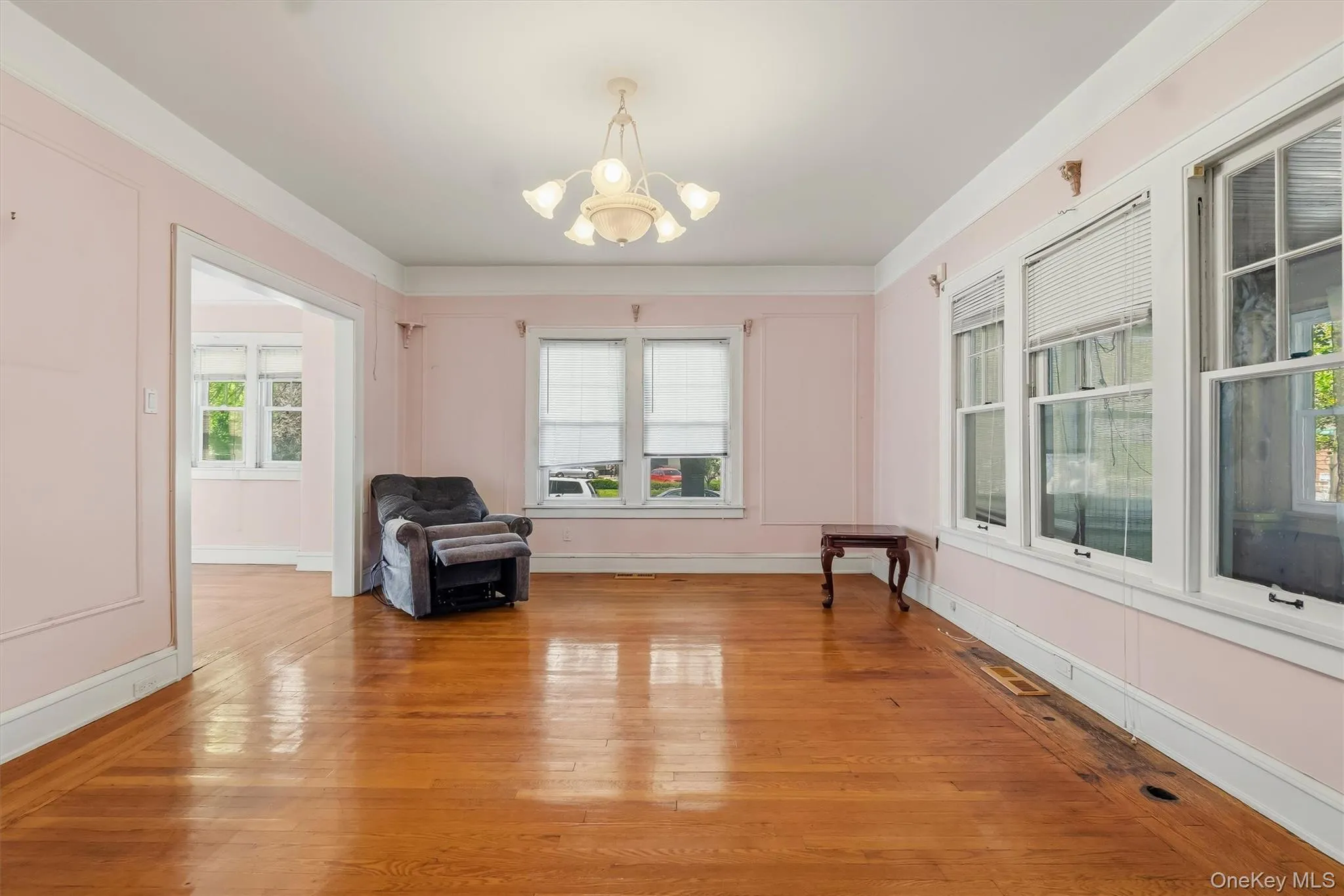 2950 Randall Avenue, New York, NY, 3 Bedrooms Bedrooms, 6 Rooms Rooms,1 BathroomBathrooms,Residential,For Rent,Randall,0,1023326 2950 Randall Avenue, New York, NY, 3 Bedrooms Bedrooms, 6 Rooms Rooms,1 BathroomBathrooms,Residential,For Rent,Randall,0,1023326