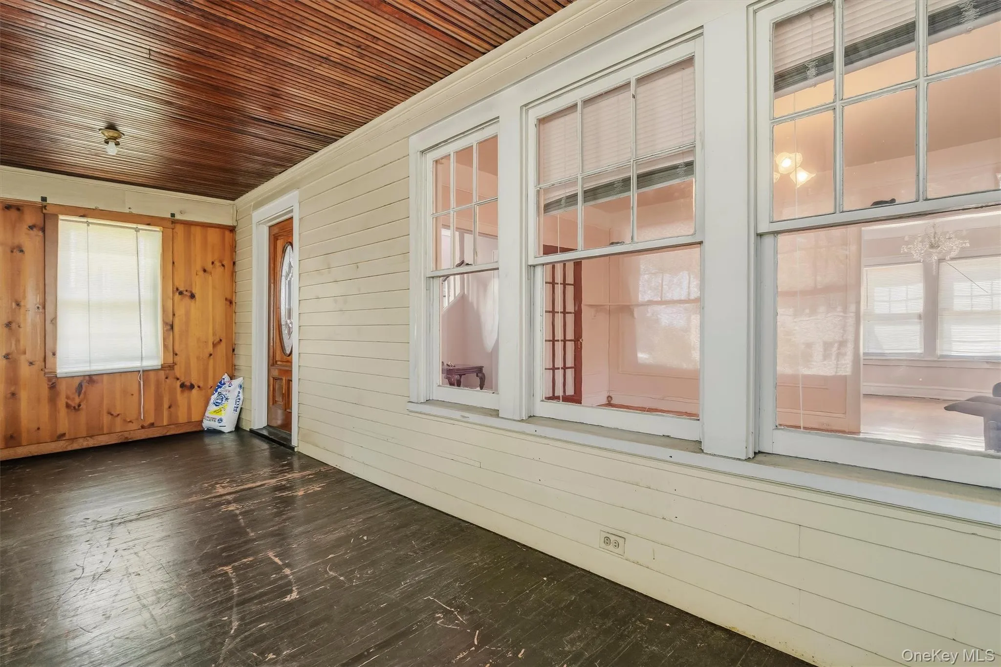 2950 Randall Avenue, New York, NY, 3 Bedrooms Bedrooms, 6 Rooms Rooms,1 BathroomBathrooms,Residential,For Rent,Randall,0,1023326 2950 Randall Avenue, New York, NY, 3 Bedrooms Bedrooms, 6 Rooms Rooms,1 BathroomBathrooms,Residential,For Rent,Randall,0,1023326