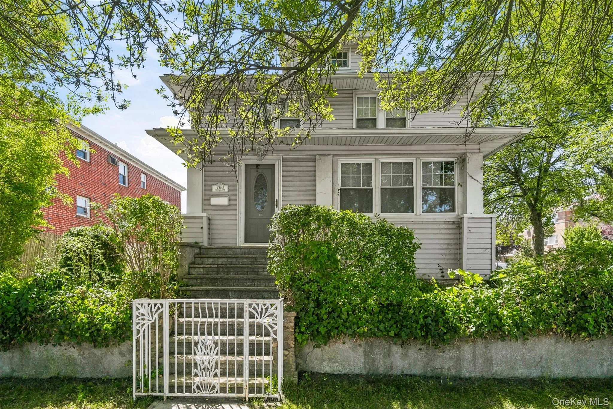 2950 Randall Avenue, New York, NY, 3 Bedrooms Bedrooms, 6 Rooms Rooms,1 BathroomBathrooms,Residential,For Rent,Randall,0,1023326 2950 Randall Avenue, New York, NY, 3 Bedrooms Bedrooms, 6 Rooms Rooms,1 BathroomBathrooms,Residential,For Rent,Randall,0,1023326