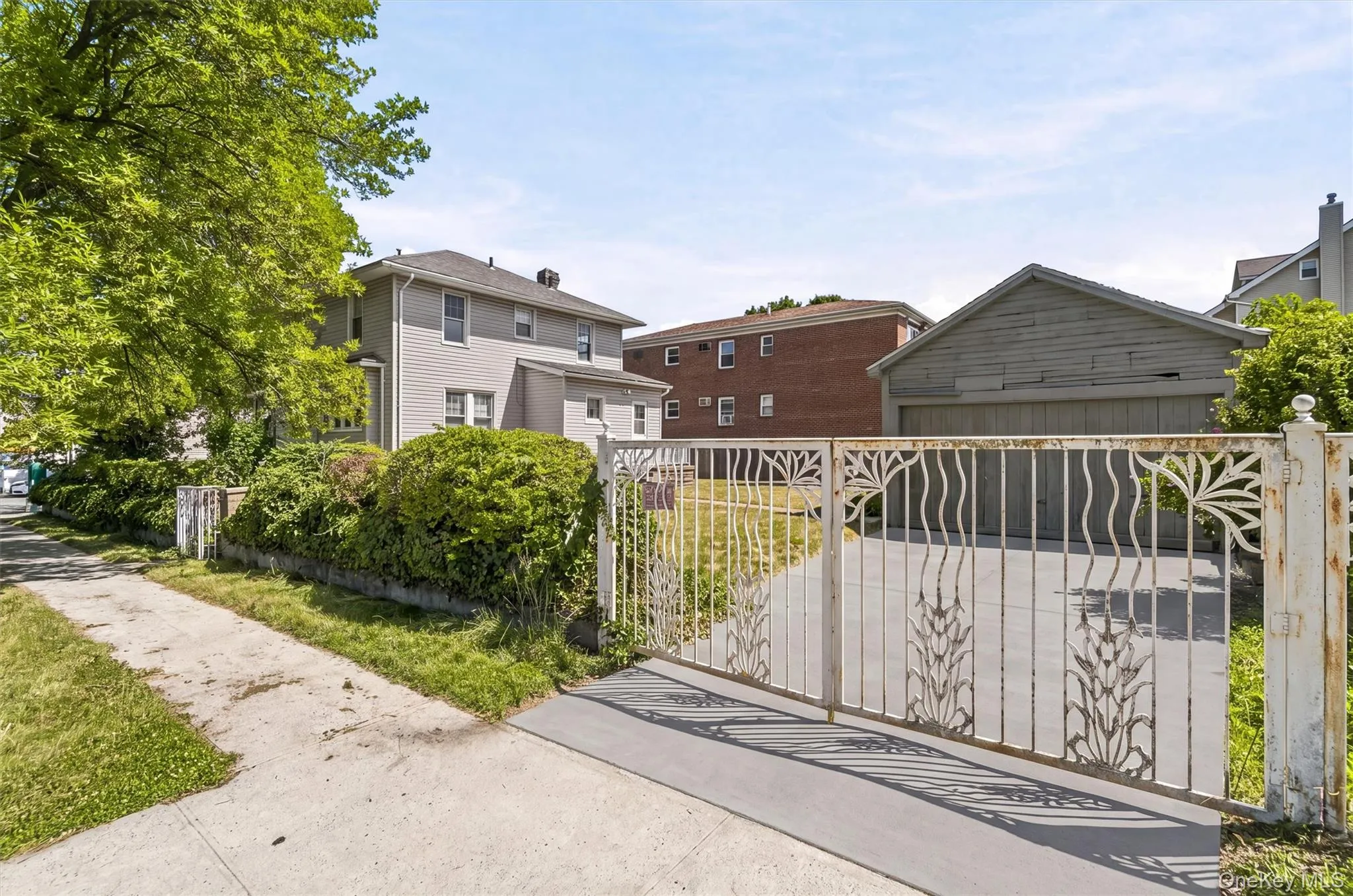 2950 Randall Avenue, New York, NY, 3 Bedrooms Bedrooms, 6 Rooms Rooms,1 BathroomBathrooms,Residential,For Rent,Randall,0,1023326 2950 Randall Avenue, New York, NY, 3 Bedrooms Bedrooms, 6 Rooms Rooms,1 BathroomBathrooms,Residential,For Rent,Randall,0,1023326