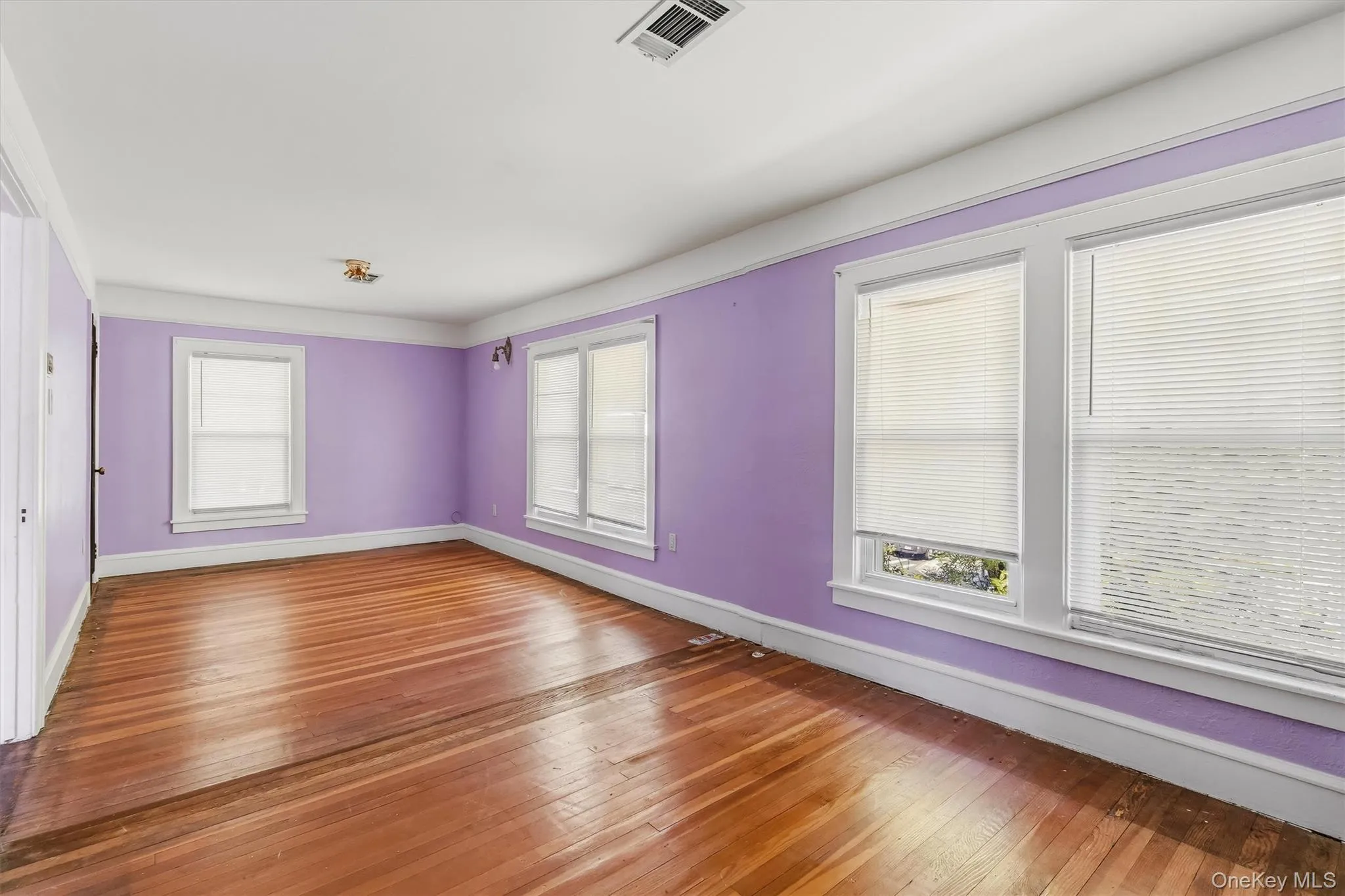 2950 Randall Avenue, New York, NY, 3 Bedrooms Bedrooms, 6 Rooms Rooms,1 BathroomBathrooms,Residential,For Rent,Randall,0,1023326 2950 Randall Avenue, New York, NY, 3 Bedrooms Bedrooms, 6 Rooms Rooms,1 BathroomBathrooms,Residential,For Rent,Randall,0,1023326