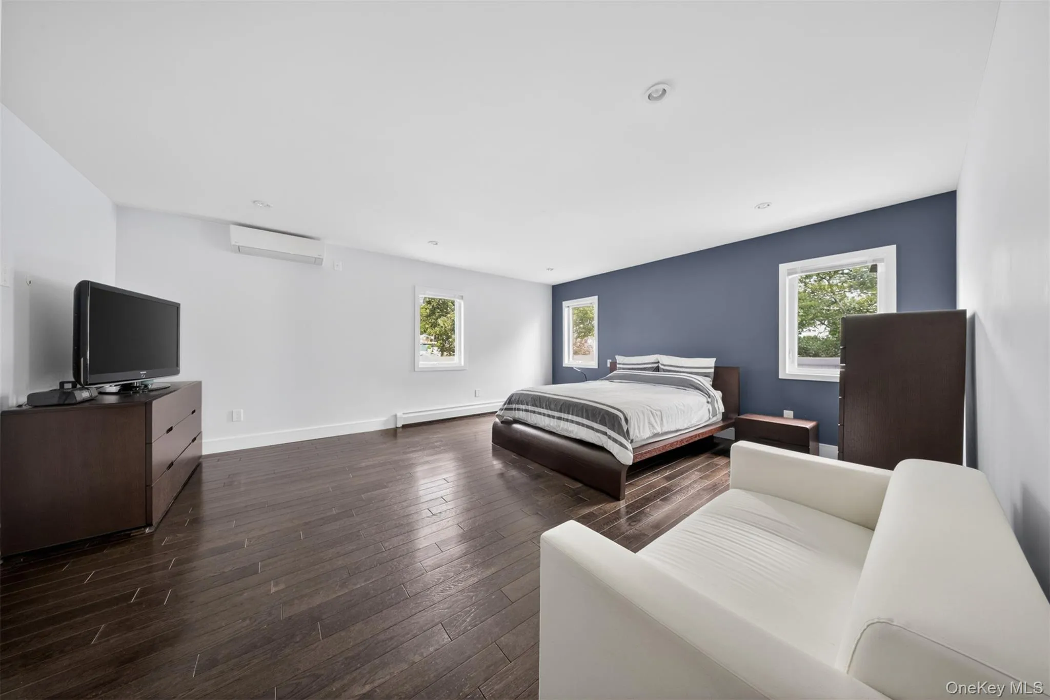 66-06 Marathon Parkway, New York, NY, 3 Bedrooms Bedrooms, 12 Rooms Rooms,4 BathroomsBathrooms,Residential,For Rent,Marathon,0,1023335 66-06 Marathon Parkway, New York, NY, 3 Bedrooms Bedrooms, 12 Rooms Rooms,4 BathroomsBathrooms,Residential,For Rent,Marathon,0,1023335