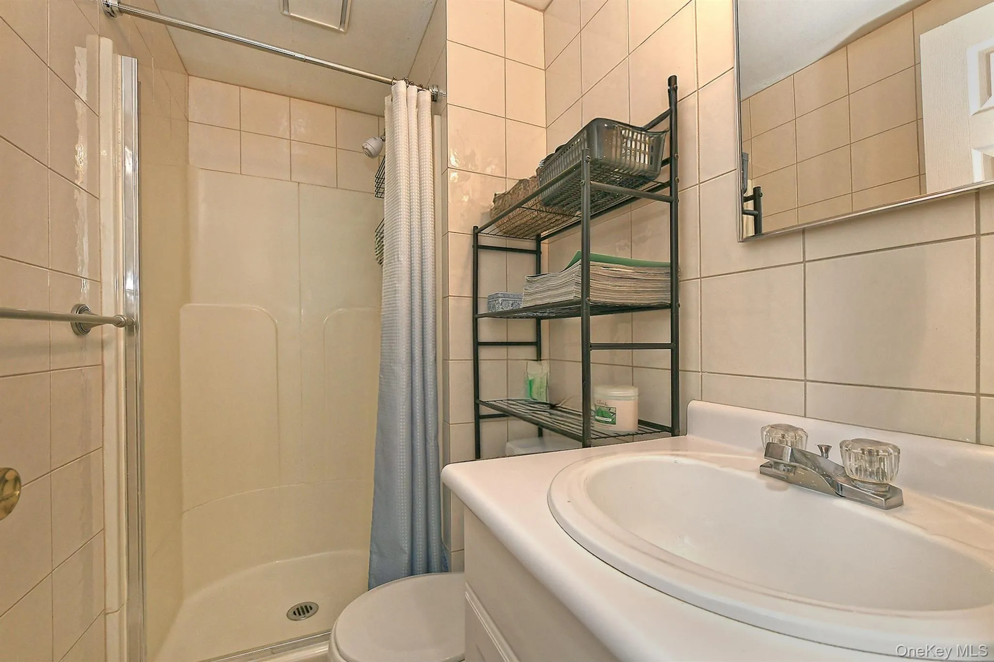 97 Elk Street, Huntington, NY, 4 Bedrooms Bedrooms, 10 Rooms Rooms,3 BathroomsBathrooms,Residential,For Rent,Elk,0,1023338 97 Elk Street, Huntington, NY, 4 Bedrooms Bedrooms, 10 Rooms Rooms,3 BathroomsBathrooms,Residential,For Rent,Elk,0,1023338