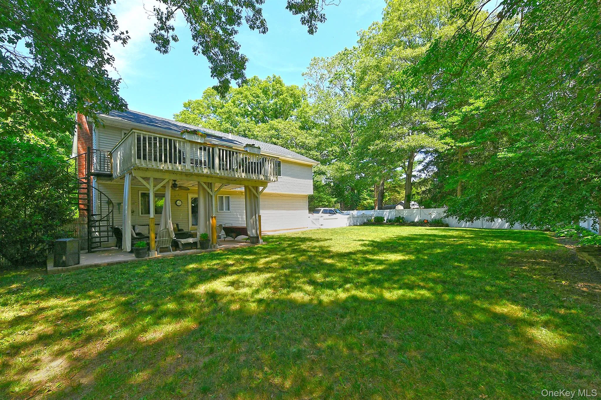 97 Elk Street, Huntington, NY, 4 Bedrooms Bedrooms, 10 Rooms Rooms,3 BathroomsBathrooms,Residential,For Rent,Elk,0,1023338 97 Elk Street, Huntington, NY, 4 Bedrooms Bedrooms, 10 Rooms Rooms,3 BathroomsBathrooms,Residential,For Rent,Elk,0,1023338