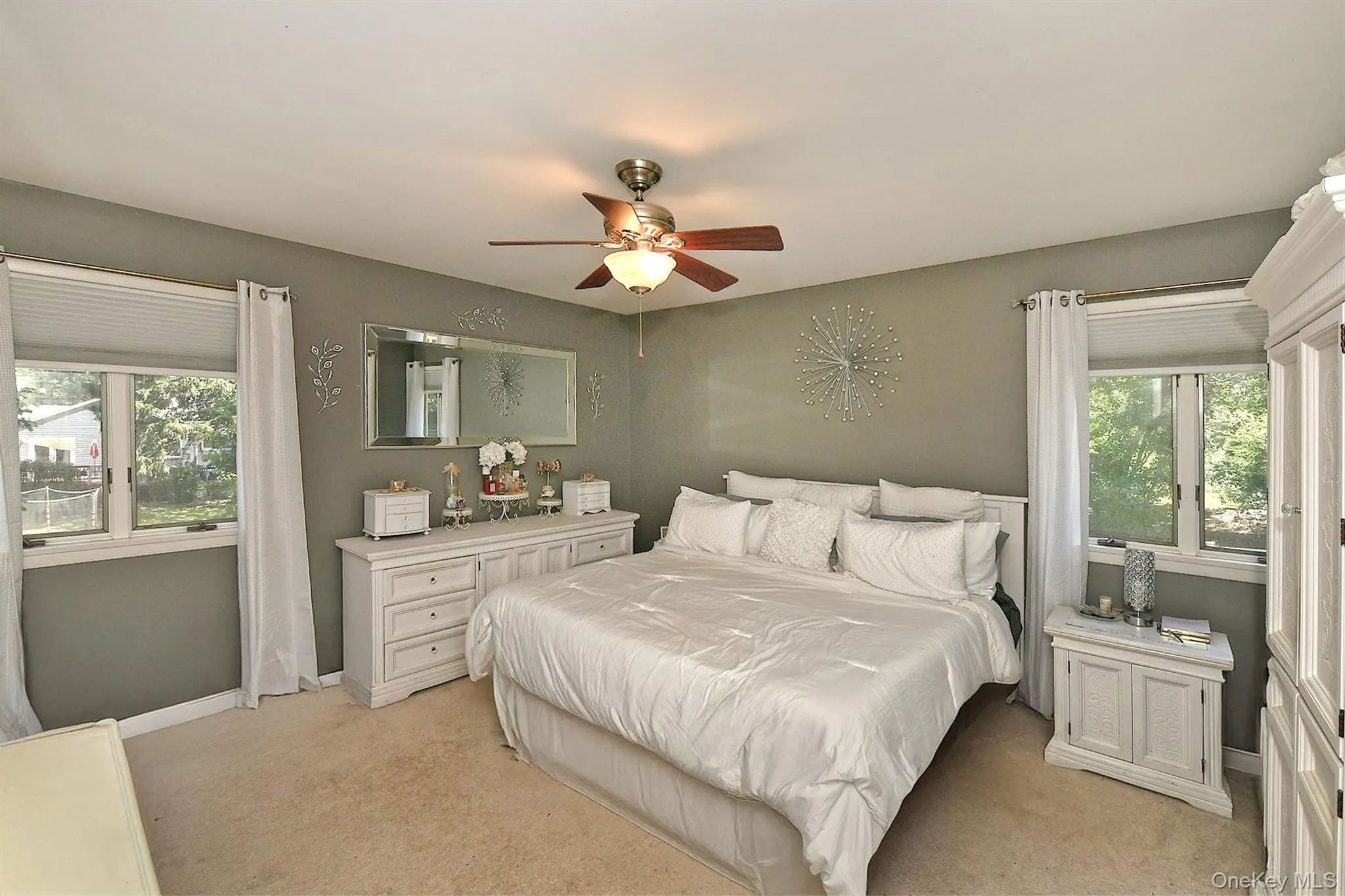 97 Elk Street, Huntington, NY, 4 Bedrooms Bedrooms, 10 Rooms Rooms,3 BathroomsBathrooms,Residential,For Rent,Elk,0,1023338 97 Elk Street, Huntington, NY, 4 Bedrooms Bedrooms, 10 Rooms Rooms,3 BathroomsBathrooms,Residential,For Rent,Elk,0,1023338