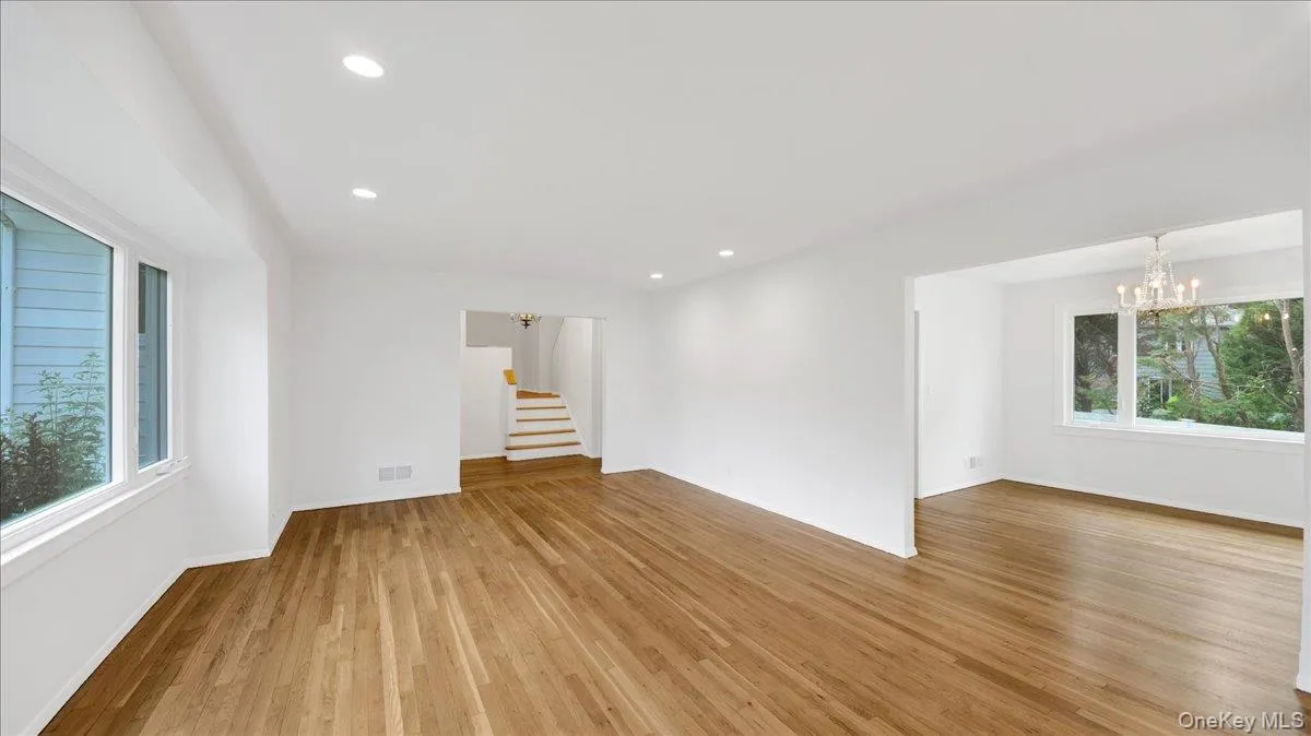 118 Van Etten Boulevard, New Rochelle, NY, 5 Bedrooms Bedrooms, 14 Rooms Rooms,4 BathroomsBathrooms,Residential Lease,For Rent,Van Etten,0,1023345 118 Van Etten Boulevard, New Rochelle, NY, 5 Bedrooms Bedrooms, 14 Rooms Rooms,4 BathroomsBathrooms,Residential Lease,For Rent,Van Etten,0,1023345