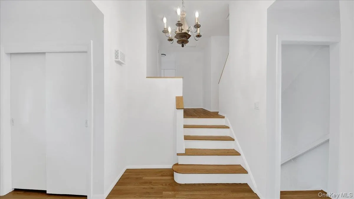 118 Van Etten Boulevard, New Rochelle, NY, 5 Bedrooms Bedrooms, 14 Rooms Rooms,4 BathroomsBathrooms,Residential Lease,For Rent,Van Etten,0,1023345 118 Van Etten Boulevard, New Rochelle, NY, 5 Bedrooms Bedrooms, 14 Rooms Rooms,4 BathroomsBathrooms,Residential Lease,For Rent,Van Etten,0,1023345