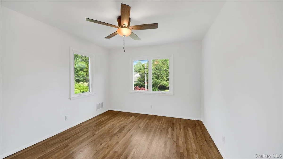 118 Van Etten Boulevard, New Rochelle, NY, 5 Bedrooms Bedrooms, 14 Rooms Rooms,4 BathroomsBathrooms,Residential Lease,For Rent,Van Etten,0,1023345 118 Van Etten Boulevard, New Rochelle, NY, 5 Bedrooms Bedrooms, 14 Rooms Rooms,4 BathroomsBathrooms,Residential Lease,For Rent,Van Etten,0,1023345