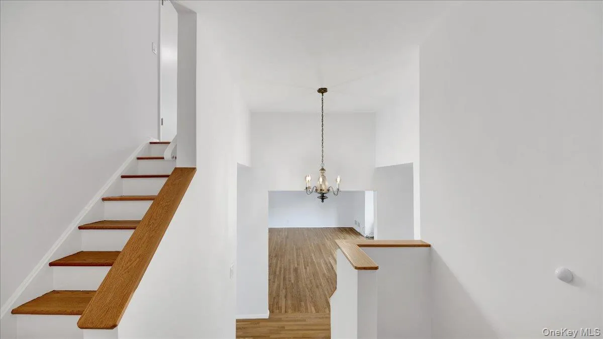 118 Van Etten Boulevard, New Rochelle, NY, 5 Bedrooms Bedrooms, 14 Rooms Rooms,4 BathroomsBathrooms,Residential Lease,For Rent,Van Etten,0,1023345 118 Van Etten Boulevard, New Rochelle, NY, 5 Bedrooms Bedrooms, 14 Rooms Rooms,4 BathroomsBathrooms,Residential Lease,For Rent,Van Etten,0,1023345