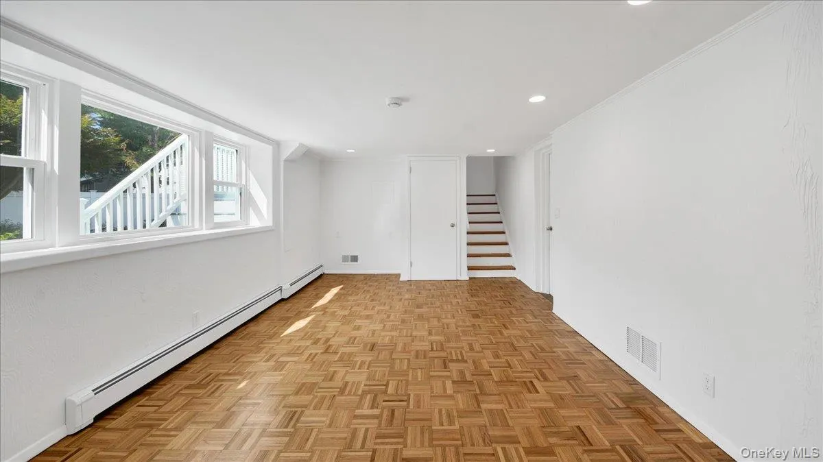 118 Van Etten Boulevard, New Rochelle, NY, 5 Bedrooms Bedrooms, 14 Rooms Rooms,4 BathroomsBathrooms,Residential Lease,For Rent,Van Etten,0,1023345 118 Van Etten Boulevard, New Rochelle, NY, 5 Bedrooms Bedrooms, 14 Rooms Rooms,4 BathroomsBathrooms,Residential Lease,For Rent,Van Etten,0,1023345
