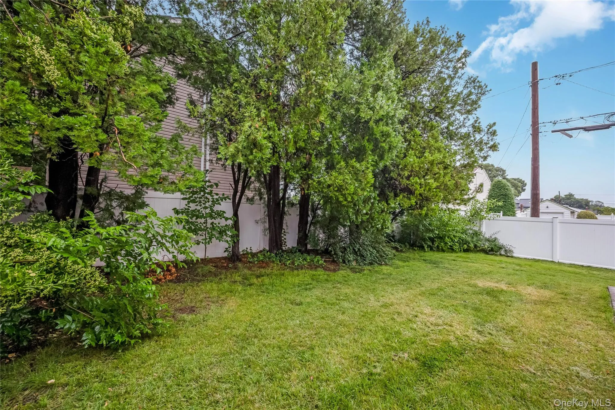 192 Sycamore Avenue, Oyster Bay, NY, 3 Bedrooms Bedrooms, 7 Rooms Rooms,2 BathroomsBathrooms,Residential,For Rent,Sycamore,0,1023346 192 Sycamore Avenue, Oyster Bay, NY, 3 Bedrooms Bedrooms, 7 Rooms Rooms,2 BathroomsBathrooms,Residential,For Rent,Sycamore,0,1023346
