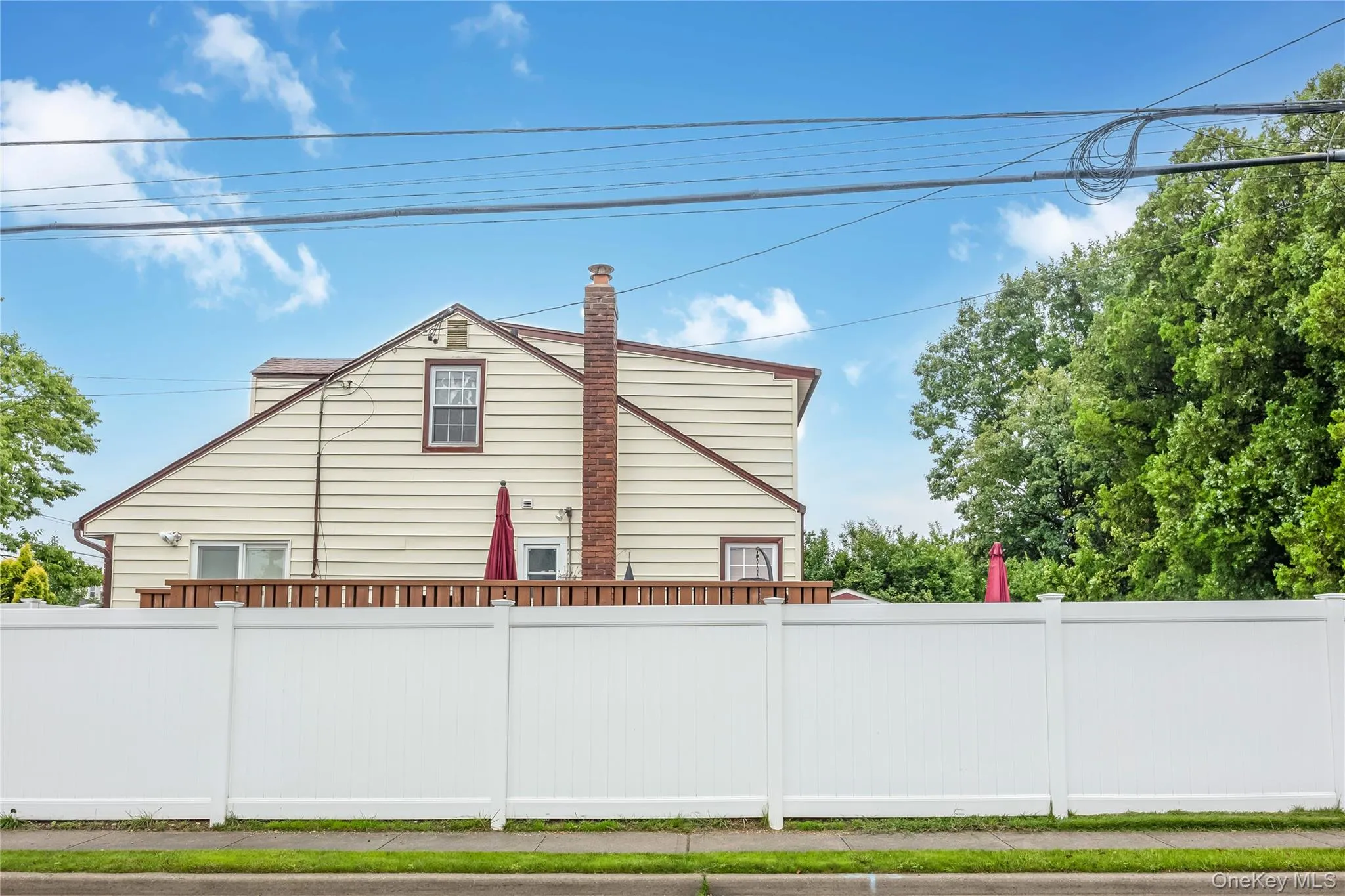 192 Sycamore Avenue, Oyster Bay, NY, 3 Bedrooms Bedrooms, 7 Rooms Rooms,2 BathroomsBathrooms,Residential,For Rent,Sycamore,0,1023346 192 Sycamore Avenue, Oyster Bay, NY, 3 Bedrooms Bedrooms, 7 Rooms Rooms,2 BathroomsBathrooms,Residential,For Rent,Sycamore,0,1023346