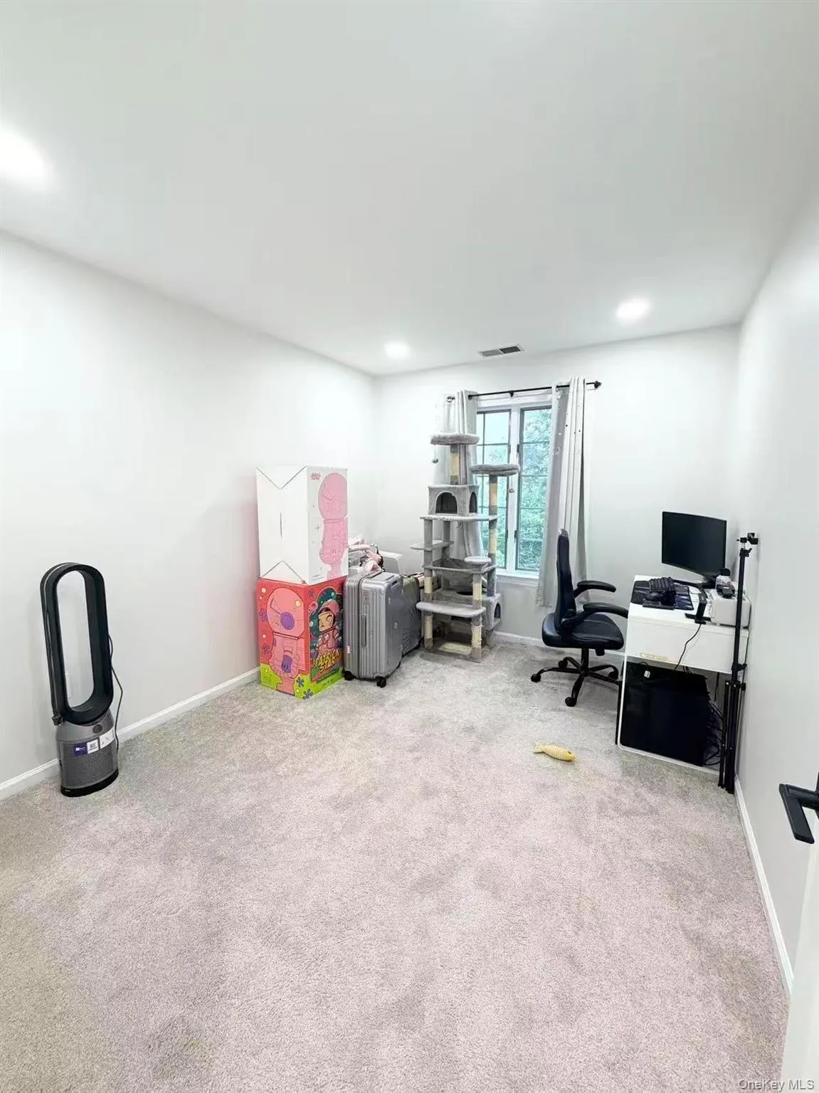 2-40 Oak Park Drive, New York, NY, 2 Bedrooms Bedrooms, 8 Rooms Rooms,2 BathroomsBathrooms,Residential Lease,For Rent,Oak Park Drive,0,1023355 2-40 Oak Park Drive, New York, NY, 2 Bedrooms Bedrooms, 8 Rooms Rooms,2 BathroomsBathrooms,Residential Lease,For Rent,Oak Park Drive,0,1023355