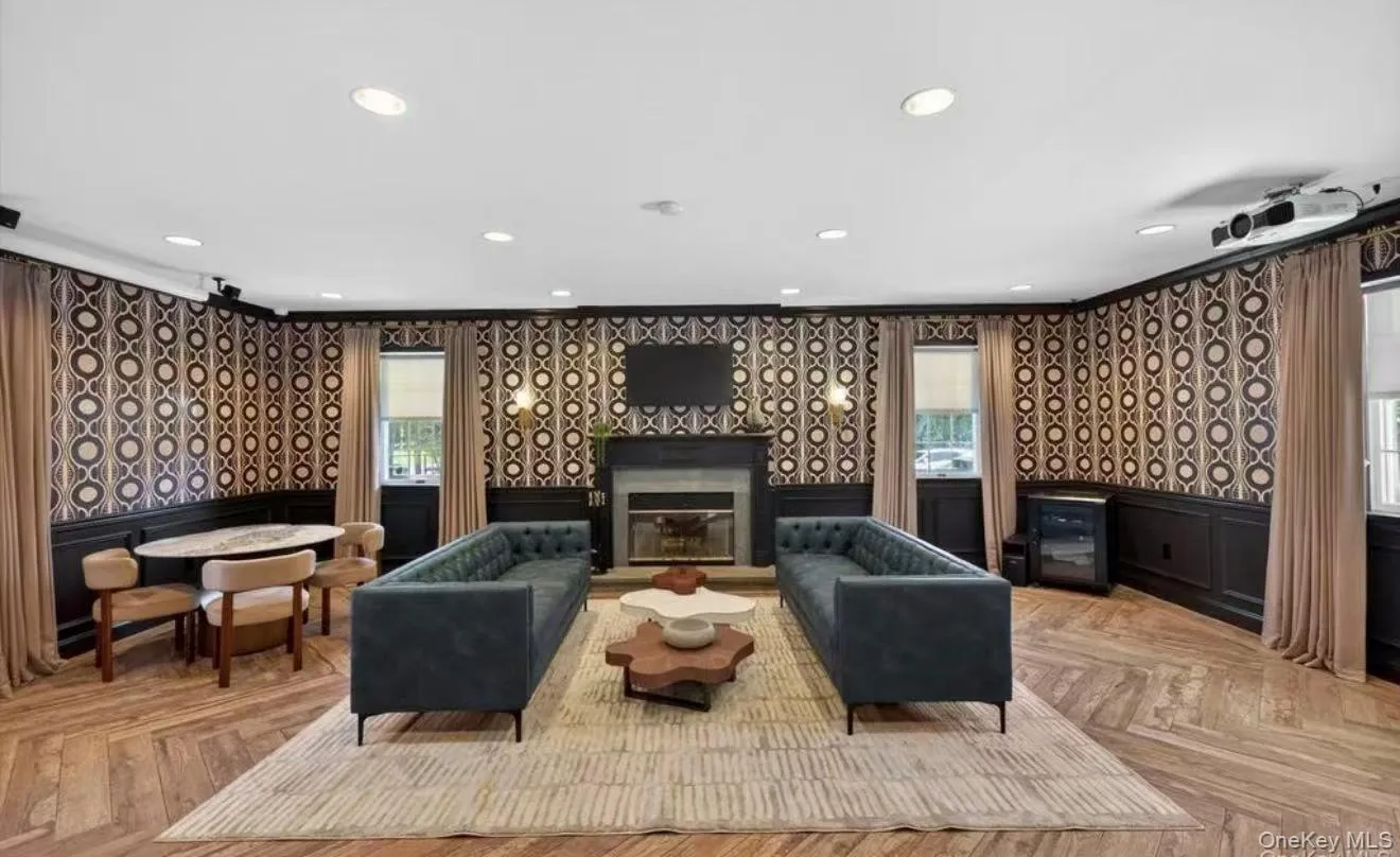 2-40 Oak Park Drive, New York, NY, 2 Bedrooms Bedrooms, 8 Rooms Rooms,2 BathroomsBathrooms,Residential Lease,For Rent,Oak Park Drive,0,1023355 2-40 Oak Park Drive, New York, NY, 2 Bedrooms Bedrooms, 8 Rooms Rooms,2 BathroomsBathrooms,Residential Lease,For Rent,Oak Park Drive,0,1023355