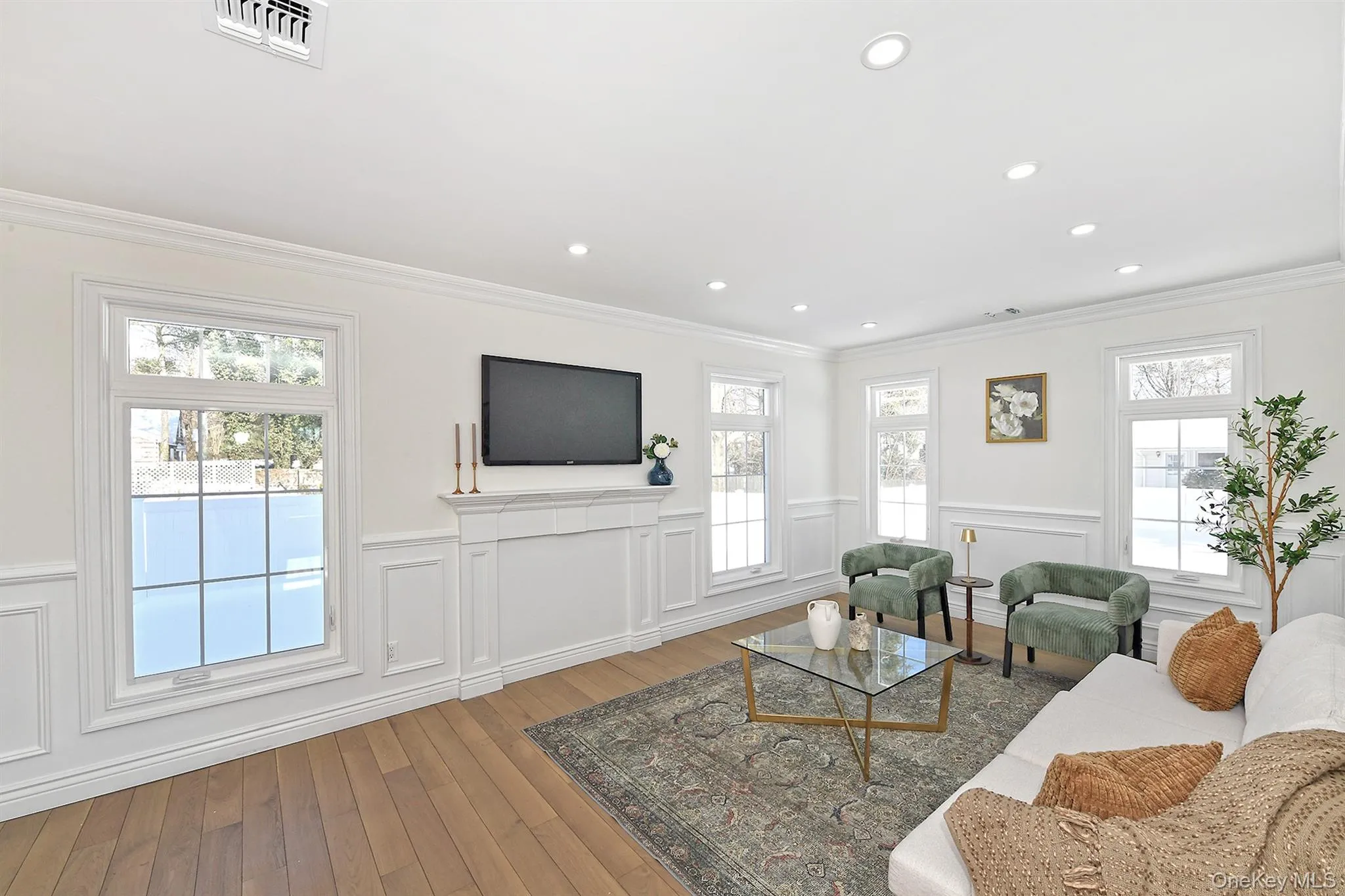 11 Edcris Lane, Huntington, NY, 3 Bedrooms Bedrooms, 8 Rooms Rooms,2 BathroomsBathrooms,Residential,For Rent,Edcris,0,1023356 11 Edcris Lane, Huntington, NY, 3 Bedrooms Bedrooms, 8 Rooms Rooms,2 BathroomsBathrooms,Residential,For Rent,Edcris,0,1023356