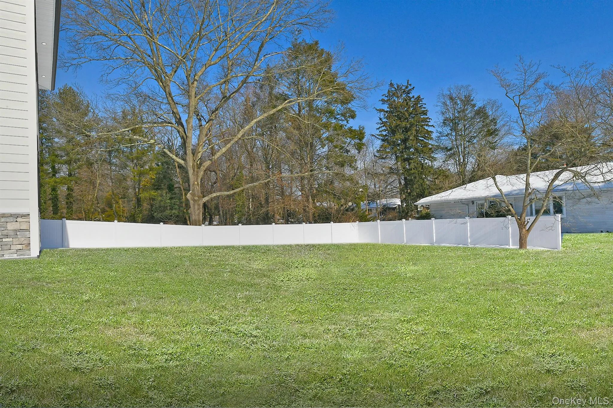 11 Edcris Lane, Huntington, NY, 3 Bedrooms Bedrooms, 8 Rooms Rooms,2 BathroomsBathrooms,Residential,For Rent,Edcris,0,1023356 11 Edcris Lane, Huntington, NY, 3 Bedrooms Bedrooms, 8 Rooms Rooms,2 BathroomsBathrooms,Residential,For Rent,Edcris,0,1023356
