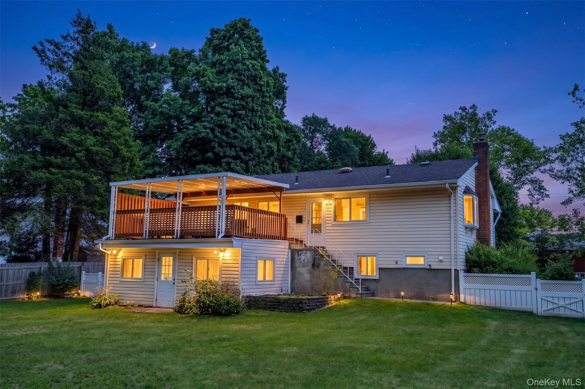 259 Burr Road, Huntington, NY, 3 Bedrooms Bedrooms, 8 Rooms Rooms,1 BathroomBathrooms,Residential,For Rent,Burr,0,1023359 259 Burr Road, Huntington, NY, 3 Bedrooms Bedrooms, 8 Rooms Rooms,1 BathroomBathrooms,Residential,For Rent,Burr,0,1023359