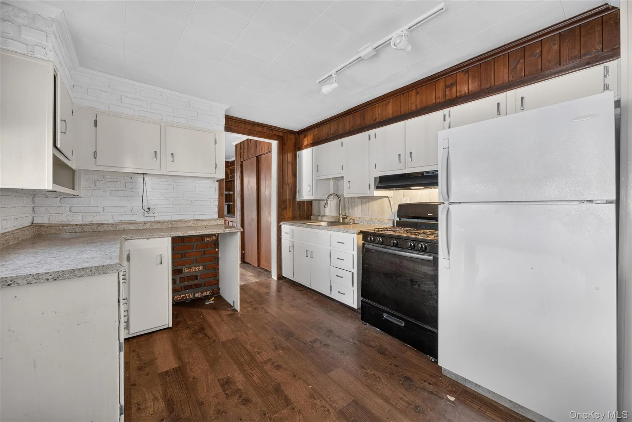 10 Washington Avenue, Lloyd, NY, 3 Bedrooms Bedrooms, 6 Rooms Rooms,1 BathroomBathrooms,Residential Lease,For Rent,Washington,0,1023361 10 Washington Avenue, Lloyd, NY, 3 Bedrooms Bedrooms, 6 Rooms Rooms,1 BathroomBathrooms,Residential Lease,For Rent,Washington,0,1023361