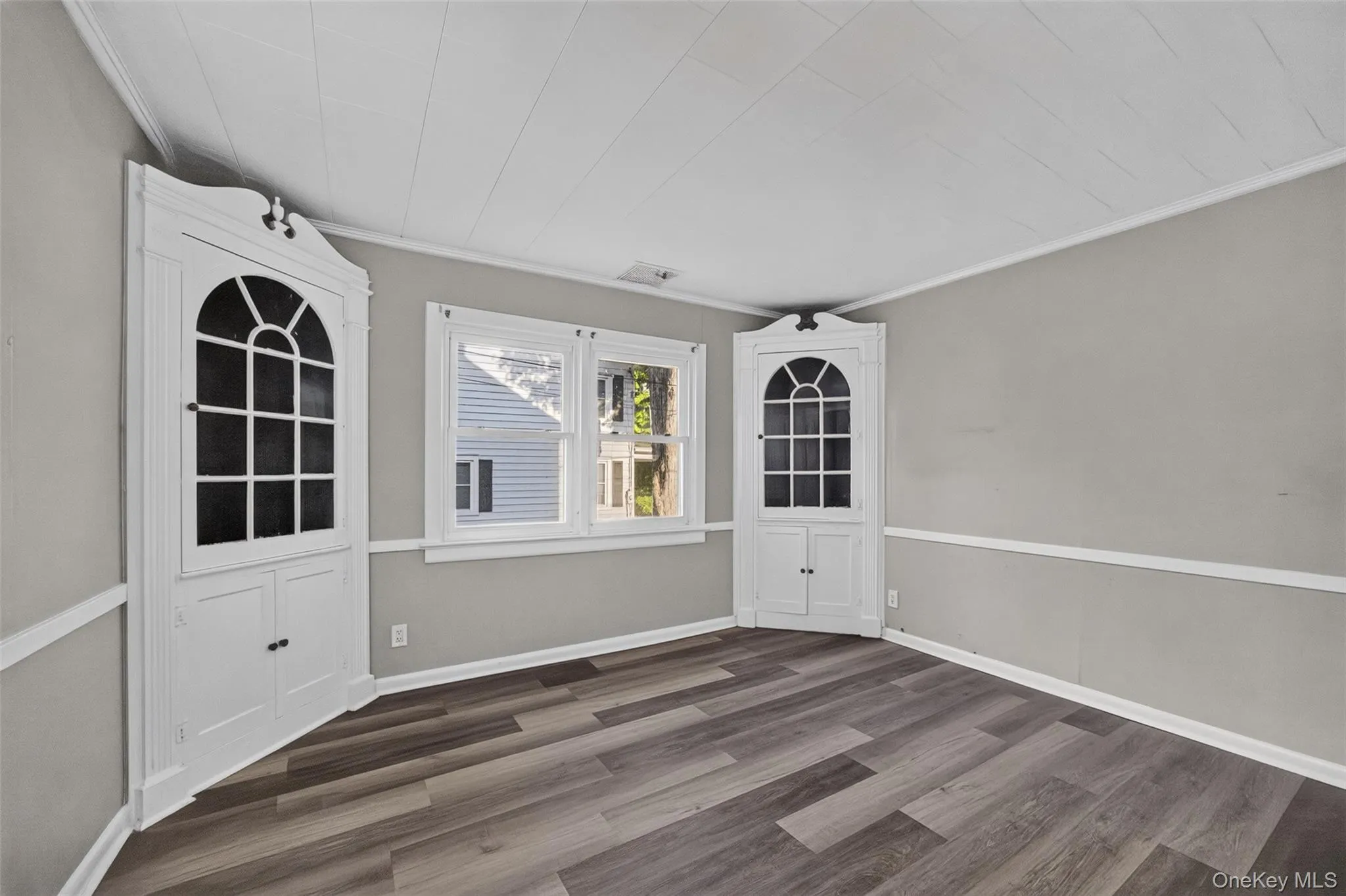 10 Washington Avenue, Lloyd, NY, 3 Bedrooms Bedrooms, 6 Rooms Rooms,1 BathroomBathrooms,Residential Lease,For Rent,Washington,0,1023361 10 Washington Avenue, Lloyd, NY, 3 Bedrooms Bedrooms, 6 Rooms Rooms,1 BathroomBathrooms,Residential Lease,For Rent,Washington,0,1023361