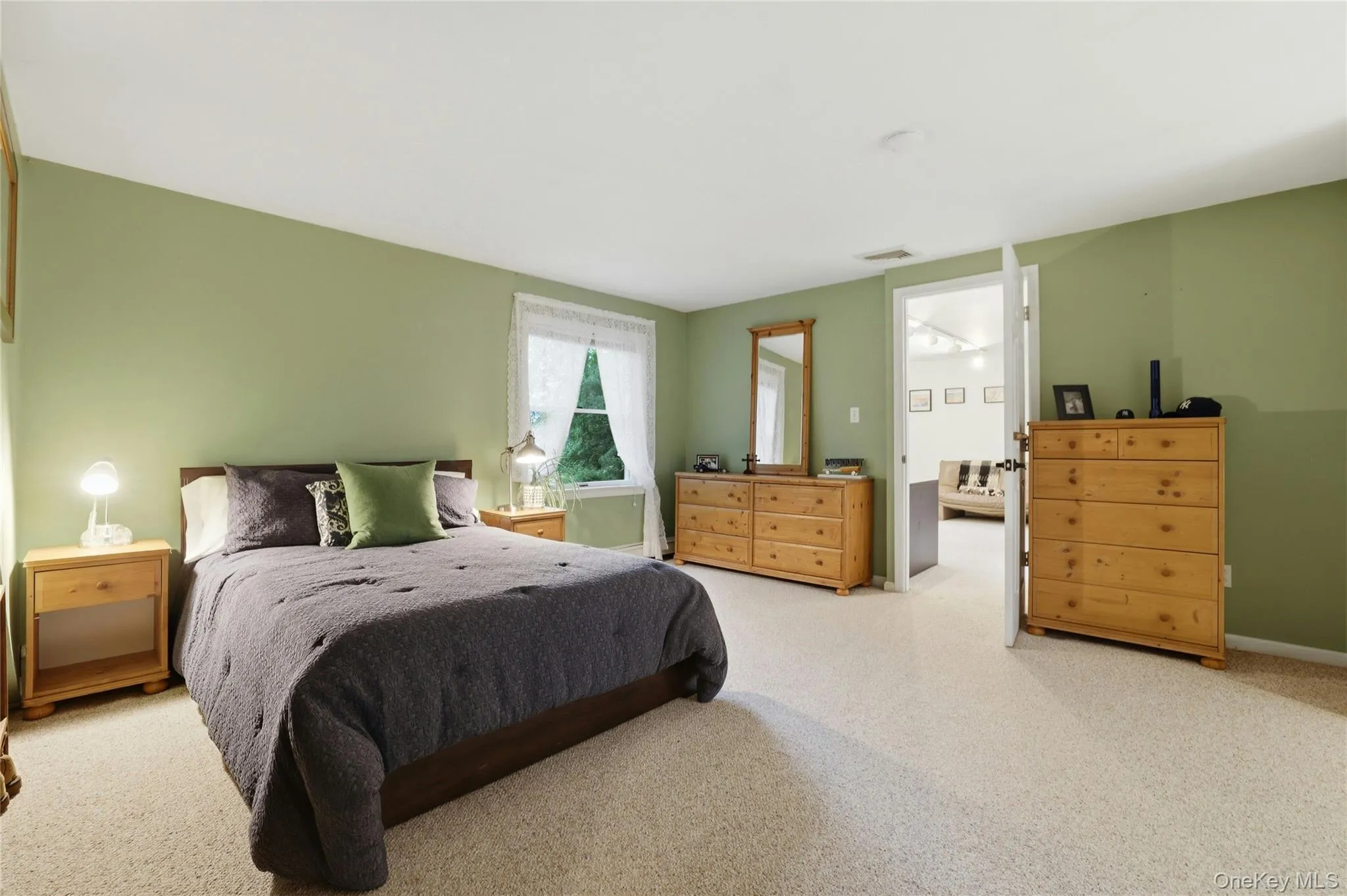 73 Cove Road, Huntington, NY, 4 Bedrooms Bedrooms, 9 Rooms Rooms,3 BathroomsBathrooms,Residential,For Rent,Cove,0,1023362 73 Cove Road, Huntington, NY, 4 Bedrooms Bedrooms, 9 Rooms Rooms,3 BathroomsBathrooms,Residential,For Rent,Cove,0,1023362