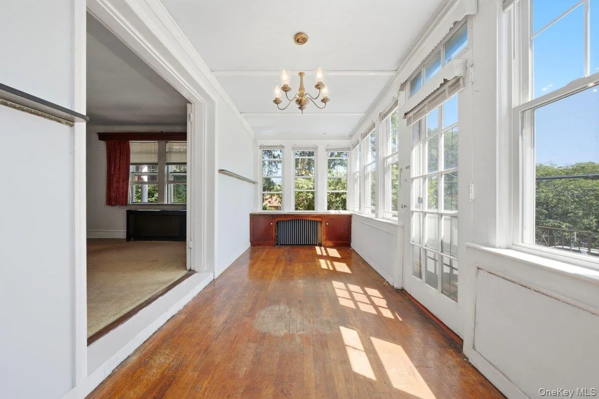 5633 Post Road, New York, NY, 3 Bedrooms Bedrooms, 9 Rooms Rooms,1 BathroomBathrooms,Residential,For Rent,Post,0,1023363 5633 Post Road, New York, NY, 3 Bedrooms Bedrooms, 9 Rooms Rooms,1 BathroomBathrooms,Residential,For Rent,Post,0,1023363