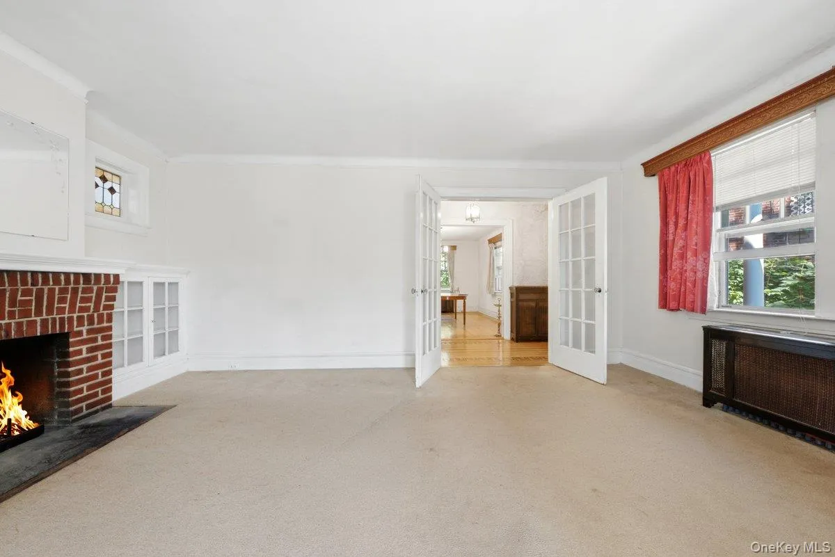 5633 Post Road, New York, NY, 3 Bedrooms Bedrooms, 9 Rooms Rooms,1 BathroomBathrooms,Residential,For Rent,Post,0,1023363 5633 Post Road, New York, NY, 3 Bedrooms Bedrooms, 9 Rooms Rooms,1 BathroomBathrooms,Residential,For Rent,Post,0,1023363