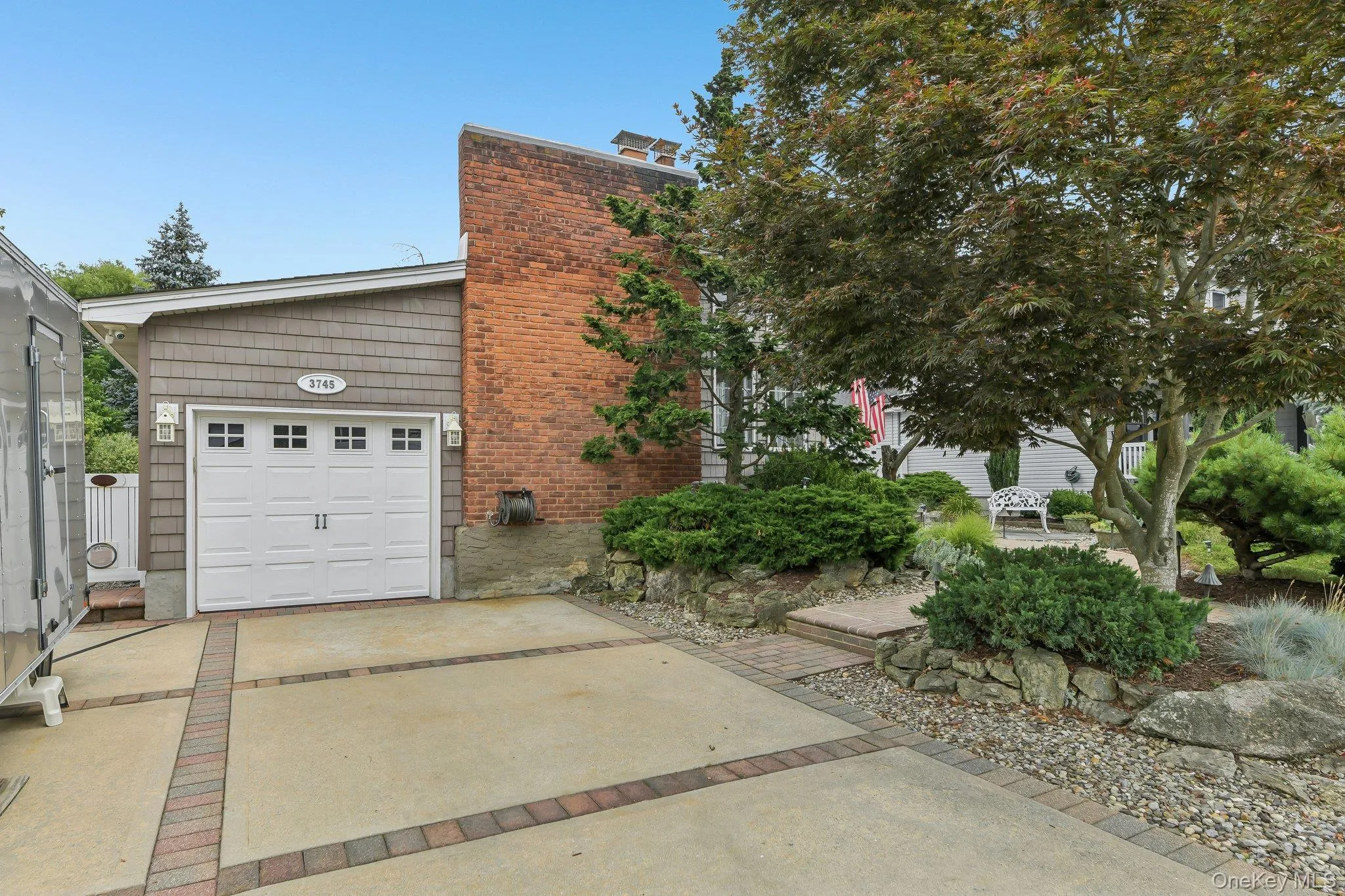 3745 Locust Avenue, Hempstead, NY, 3 Bedrooms Bedrooms, 6 Rooms Rooms,2 BathroomsBathrooms,Residential,For Rent,Locust,0,1023366 3745 Locust Avenue, Hempstead, NY, 3 Bedrooms Bedrooms, 6 Rooms Rooms,2 BathroomsBathrooms,Residential,For Rent,Locust,0,1023366