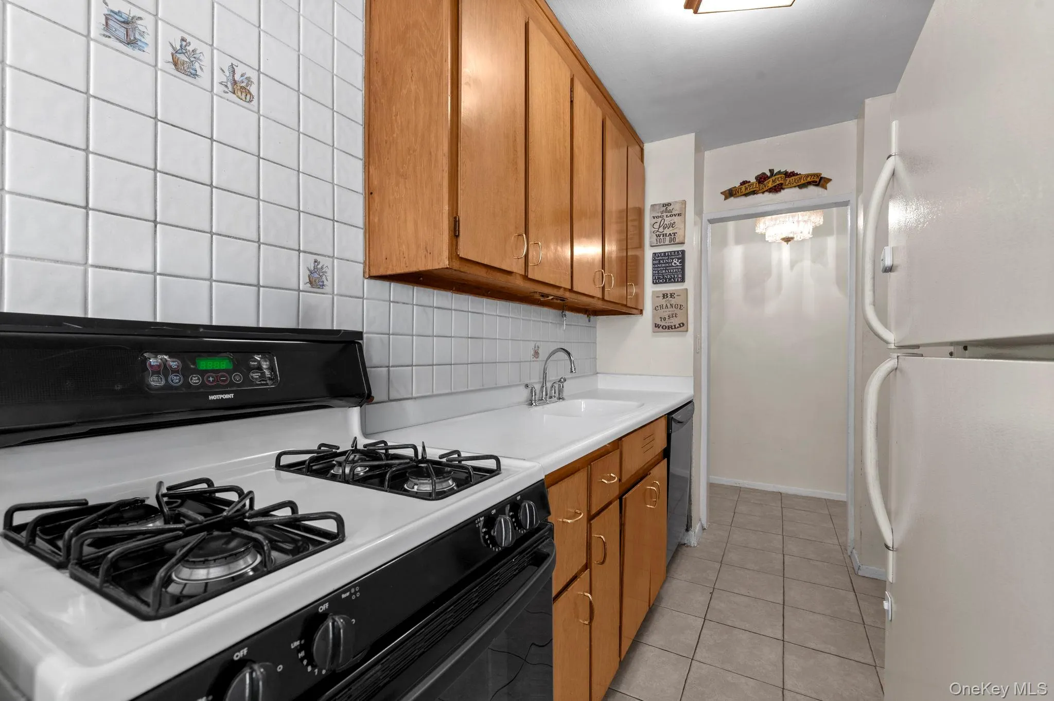 2940 5th Street, New York, NY, 2 Bedrooms Bedrooms, 5 Rooms Rooms,1 BathroomBathrooms,Residential,For Rent,5th,0,1023368 2940 5th Street, New York, NY, 2 Bedrooms Bedrooms, 5 Rooms Rooms,1 BathroomBathrooms,Residential,For Rent,5th,0,1023368