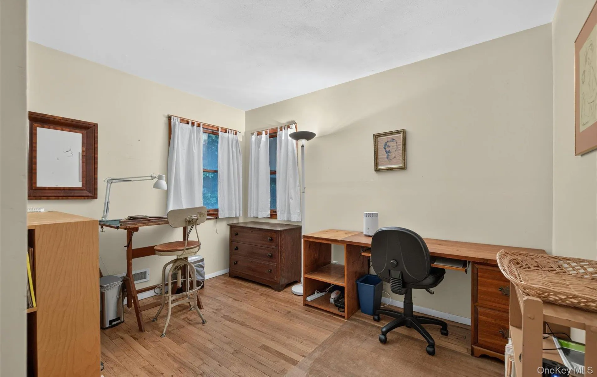 12 Haven Drive, Huntington, NY, 5 Bedrooms Bedrooms, 11 Rooms Rooms,2 BathroomsBathrooms,Residential,For Rent,Haven,0,1023371 12 Haven Drive, Huntington, NY, 5 Bedrooms Bedrooms, 11 Rooms Rooms,2 BathroomsBathrooms,Residential,For Rent,Haven,0,1023371
