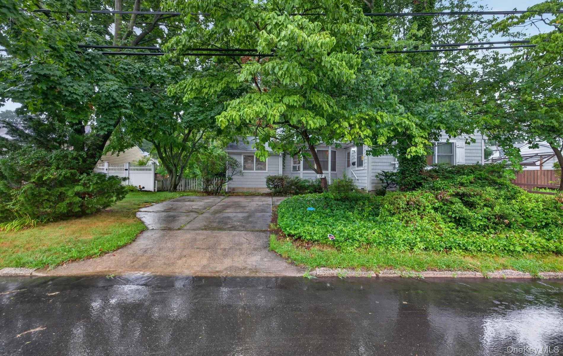 12 Haven Drive, Huntington, NY, 5 Bedrooms Bedrooms, 11 Rooms Rooms,2 BathroomsBathrooms,Residential,For Rent,Haven,0,1023371 12 Haven Drive, Huntington, NY, 5 Bedrooms Bedrooms, 11 Rooms Rooms,2 BathroomsBathrooms,Residential,For Rent,Haven,0,1023371