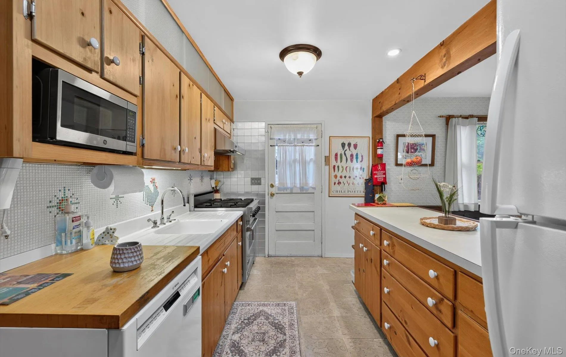 12 Haven Drive, Huntington, NY, 5 Bedrooms Bedrooms, 11 Rooms Rooms,2 BathroomsBathrooms,Residential,For Rent,Haven,0,1023371 12 Haven Drive, Huntington, NY, 5 Bedrooms Bedrooms, 11 Rooms Rooms,2 BathroomsBathrooms,Residential,For Rent,Haven,0,1023371