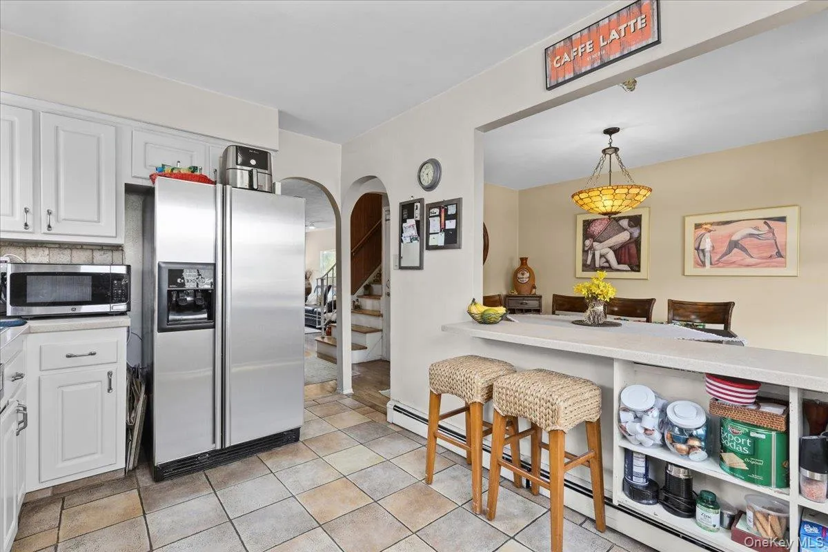 3132 Ampere Avenue, New York, NY, 3 Bedrooms Bedrooms, 8 Rooms Rooms,2 BathroomsBathrooms,Residential,For Rent,Ampere,0,1023372 3132 Ampere Avenue, New York, NY, 3 Bedrooms Bedrooms, 8 Rooms Rooms,2 BathroomsBathrooms,Residential,For Rent,Ampere,0,1023372
