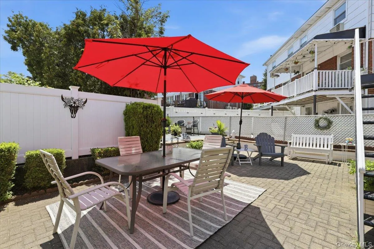 3132 Ampere Avenue, New York, NY, 3 Bedrooms Bedrooms, 8 Rooms Rooms,2 BathroomsBathrooms,Residential,For Rent,Ampere,0,1023372 3132 Ampere Avenue, New York, NY, 3 Bedrooms Bedrooms, 8 Rooms Rooms,2 BathroomsBathrooms,Residential,For Rent,Ampere,0,1023372