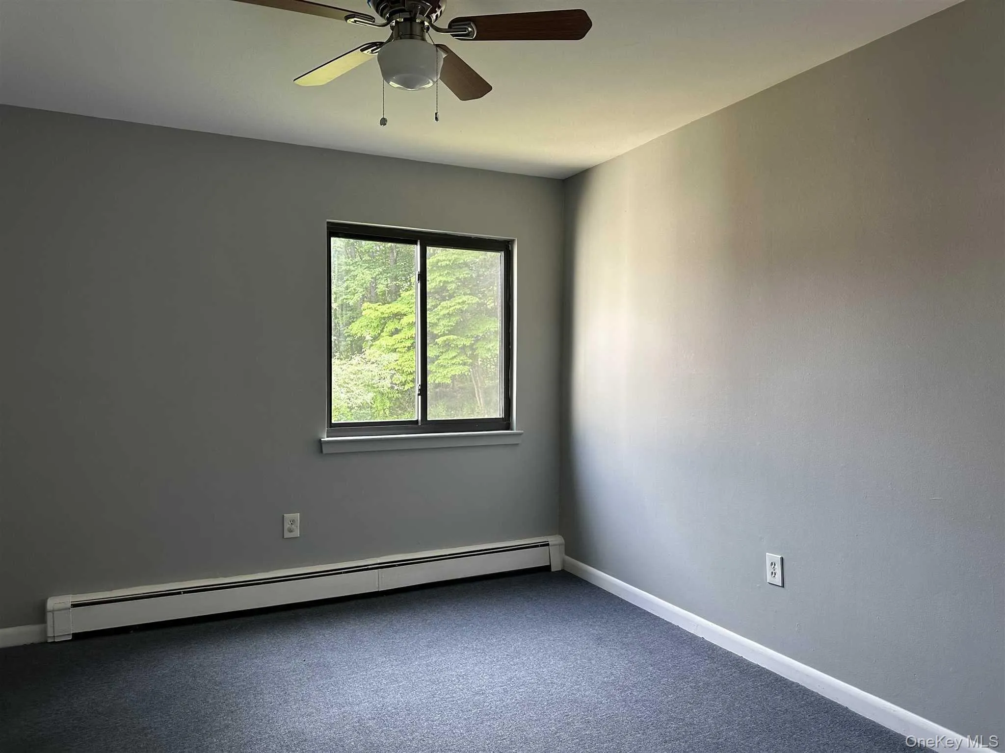 2ND BEDROOM 2ND BEDROOM