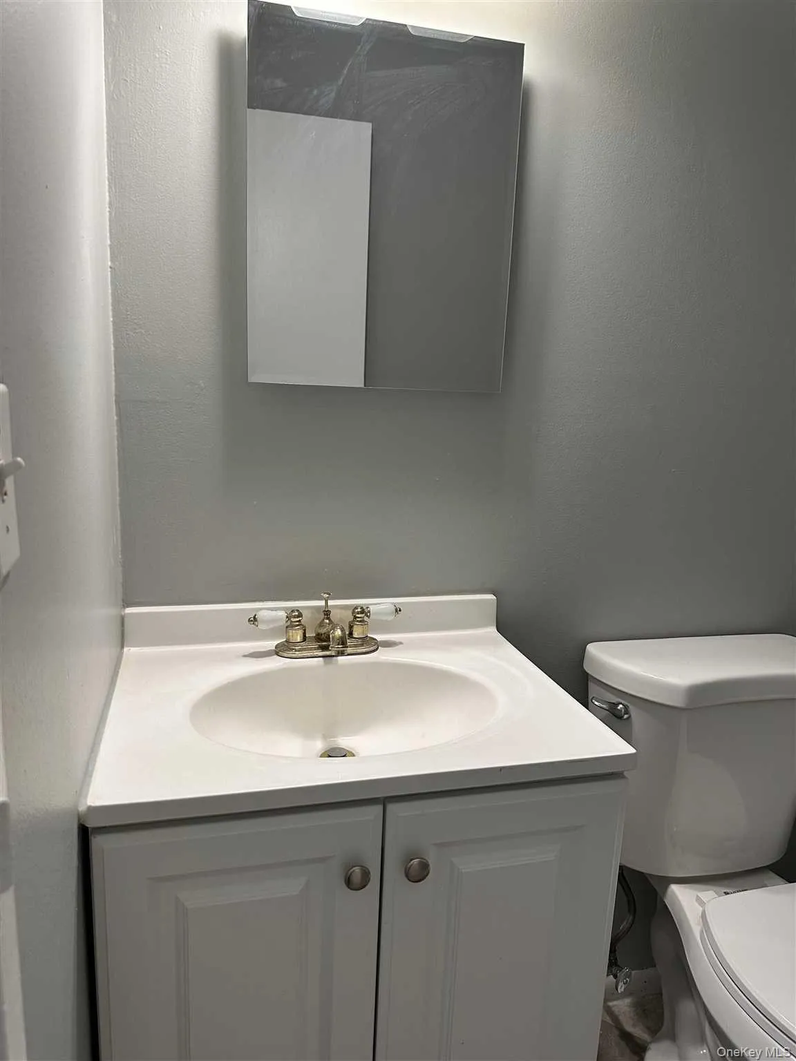 3 HOOK Road, Poughkeepsie (town), NY, 2 Bedrooms Bedrooms, 5 Rooms Rooms,1 BathroomBathrooms,Residential Lease,For Rent,HOOK,0,1023373 3 HOOK Road, Poughkeepsie (town), NY, 2 Bedrooms Bedrooms, 5 Rooms Rooms,1 BathroomBathrooms,Residential Lease,For Rent,HOOK,0,1023373