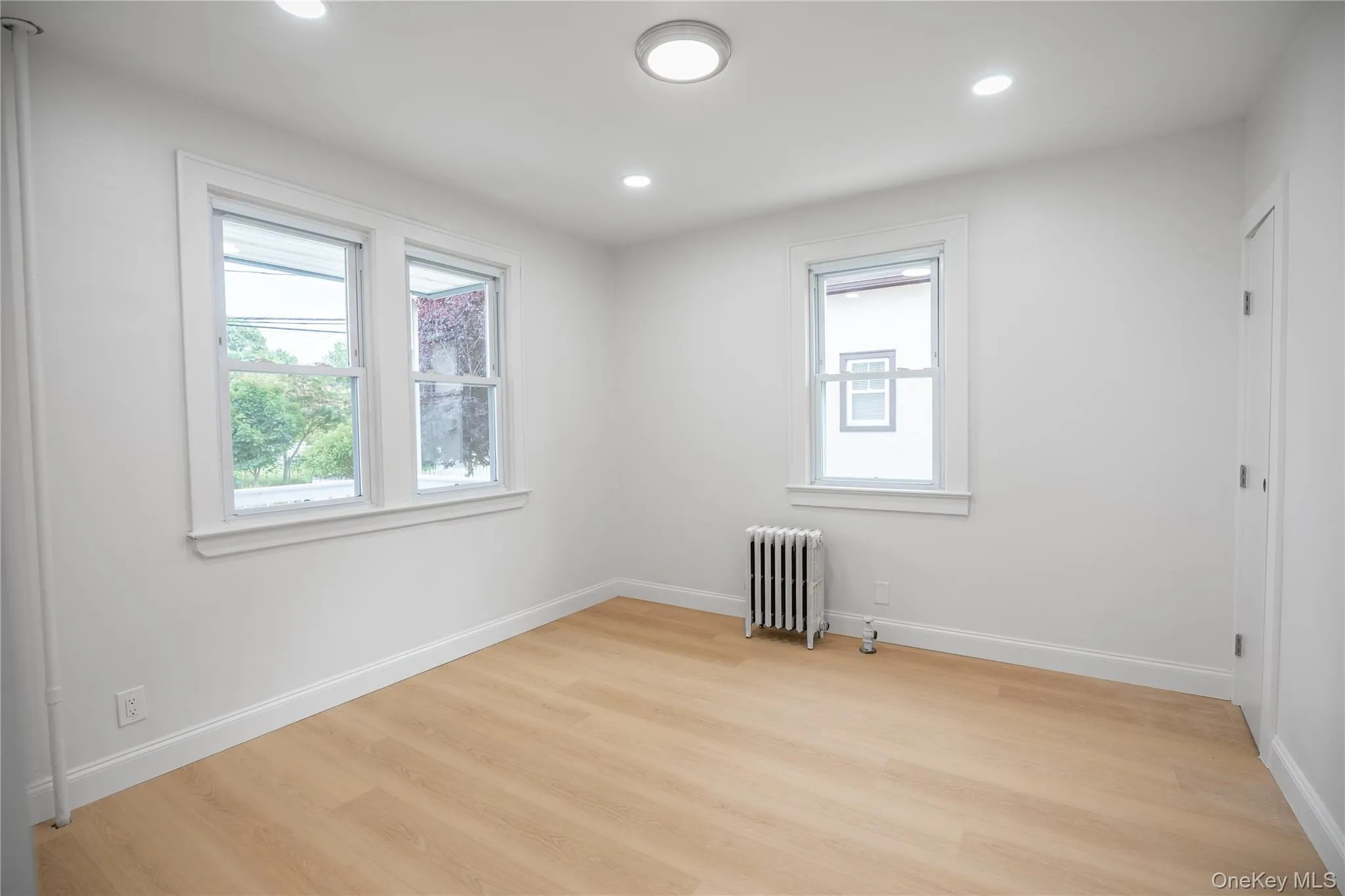 28 Cammerer Avenue, Hempstead, NY, 3 Bedrooms Bedrooms, 6 Rooms Rooms,2 BathroomsBathrooms,Residential,For Rent,Cammerer,0,1023374 28 Cammerer Avenue, Hempstead, NY, 3 Bedrooms Bedrooms, 6 Rooms Rooms,2 BathroomsBathrooms,Residential,For Rent,Cammerer,0,1023374