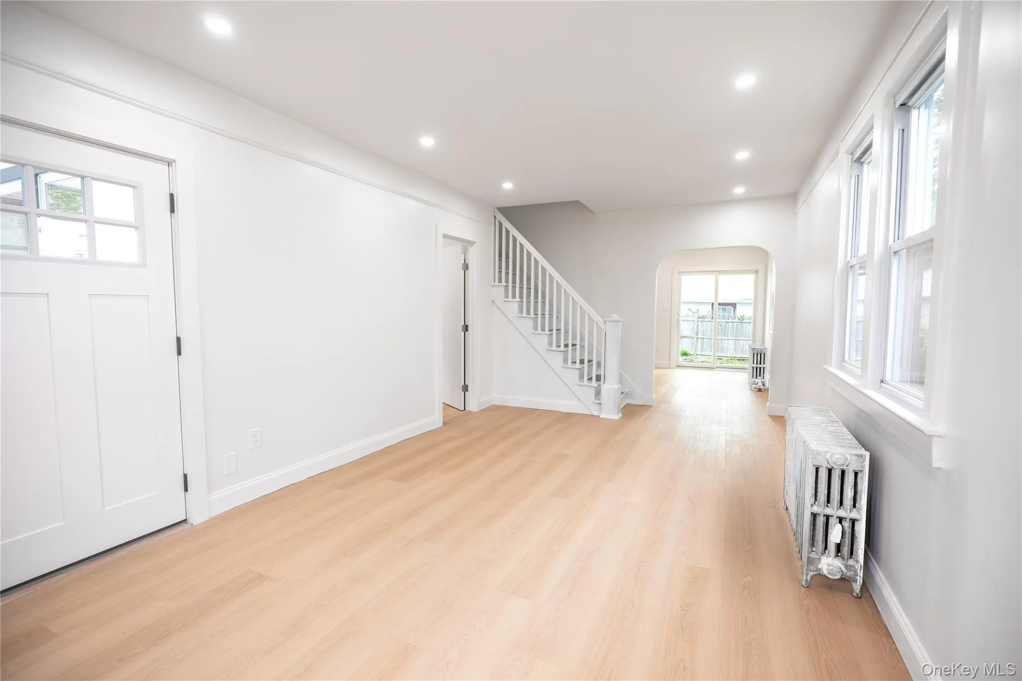 28 Cammerer Avenue, Hempstead, NY, 3 Bedrooms Bedrooms, 6 Rooms Rooms,2 BathroomsBathrooms,Residential,For Rent,Cammerer,0,1023374 28 Cammerer Avenue, Hempstead, NY, 3 Bedrooms Bedrooms, 6 Rooms Rooms,2 BathroomsBathrooms,Residential,For Rent,Cammerer,0,1023374